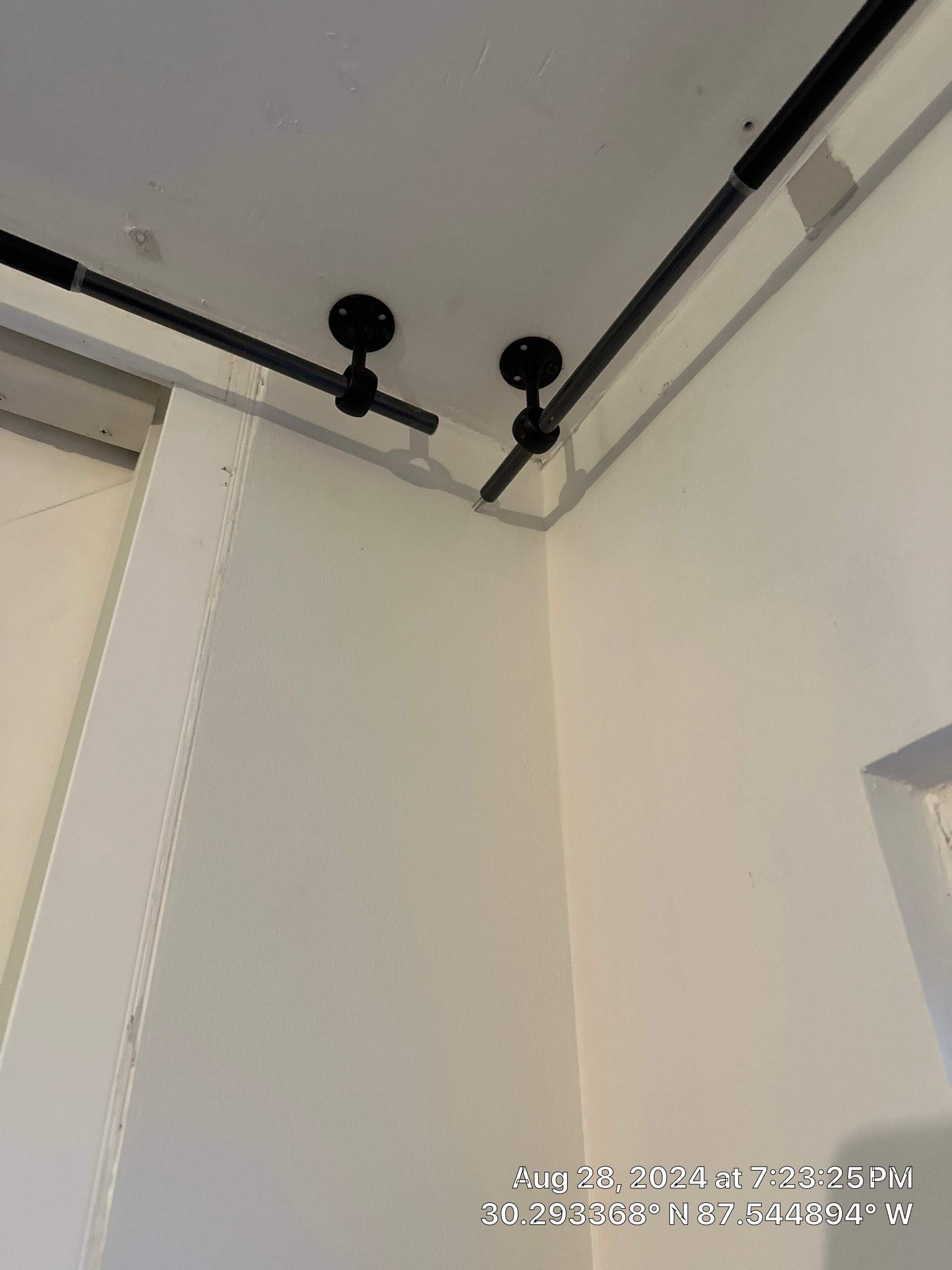 Handyman Projects by Hangman Mounting & Installation 