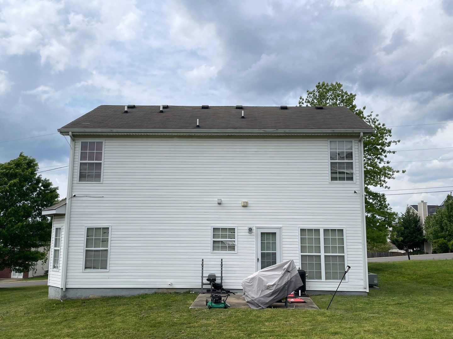 Insurance Paid for this New Owens Corning Oakridge Roofing System by Undersun Roofing 