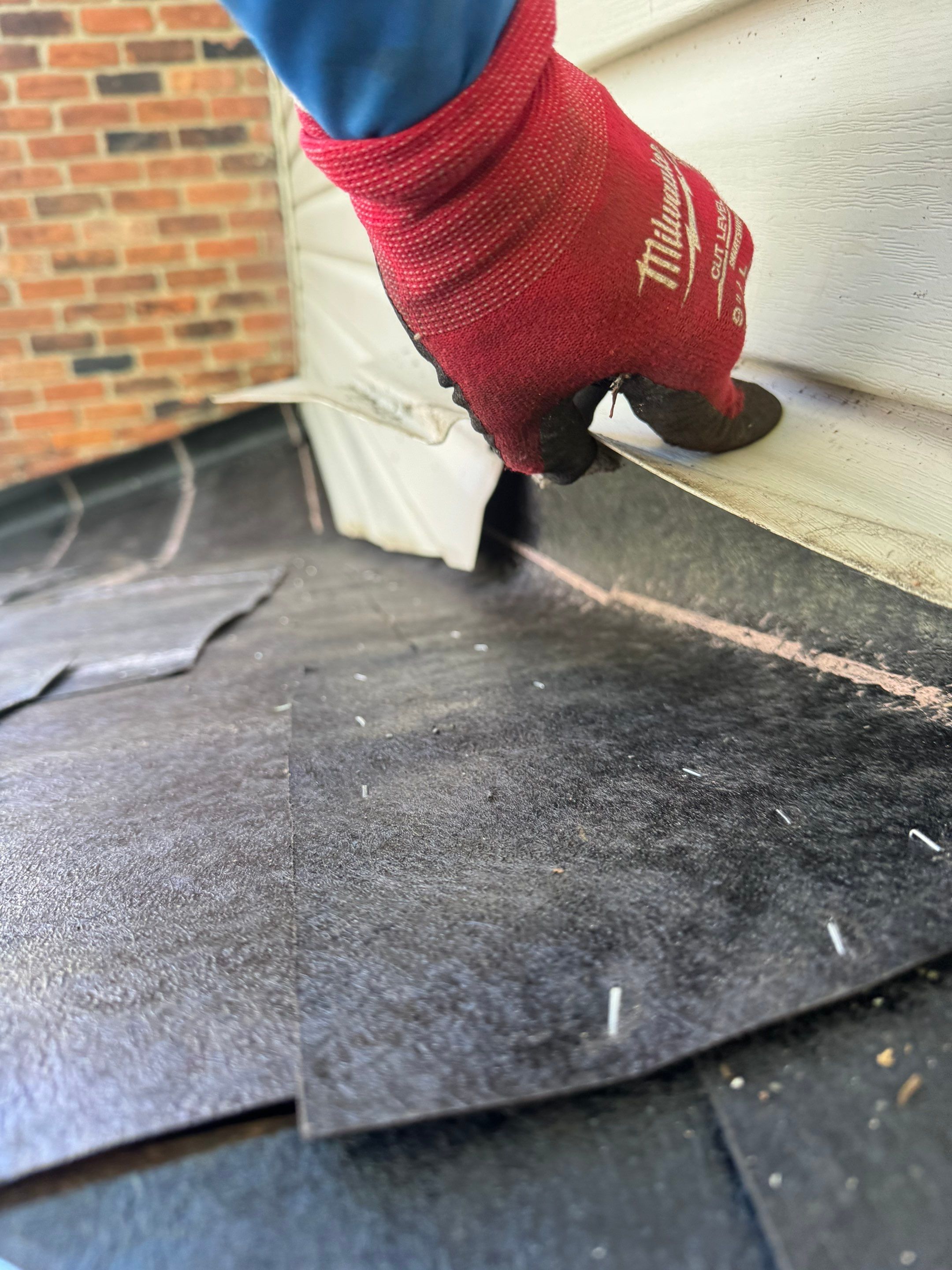 Roof Replacement using Owens Corning Tru Definitions by 180 Contractors