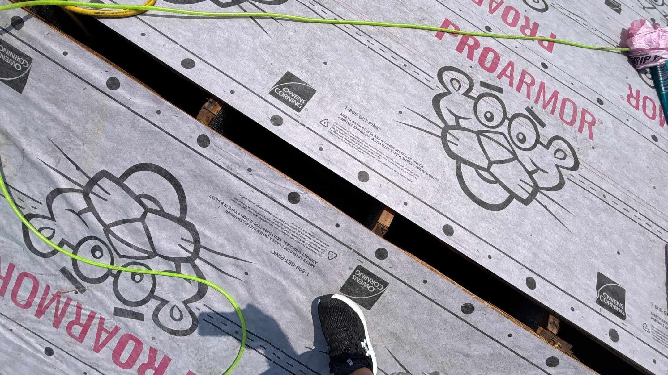 Roof Replacement using Owens Corning Onyx Black by 180 Contractors