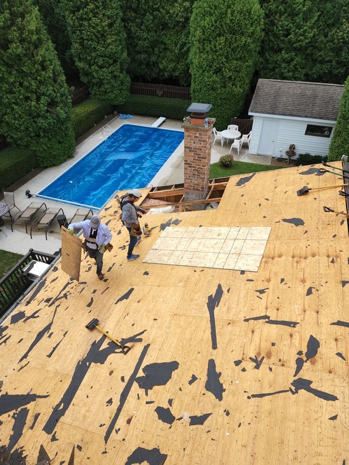 Residential Roof Replacement with GAF Shingles in Sheboygan Falls, WI by Gellings Roofing & Siding