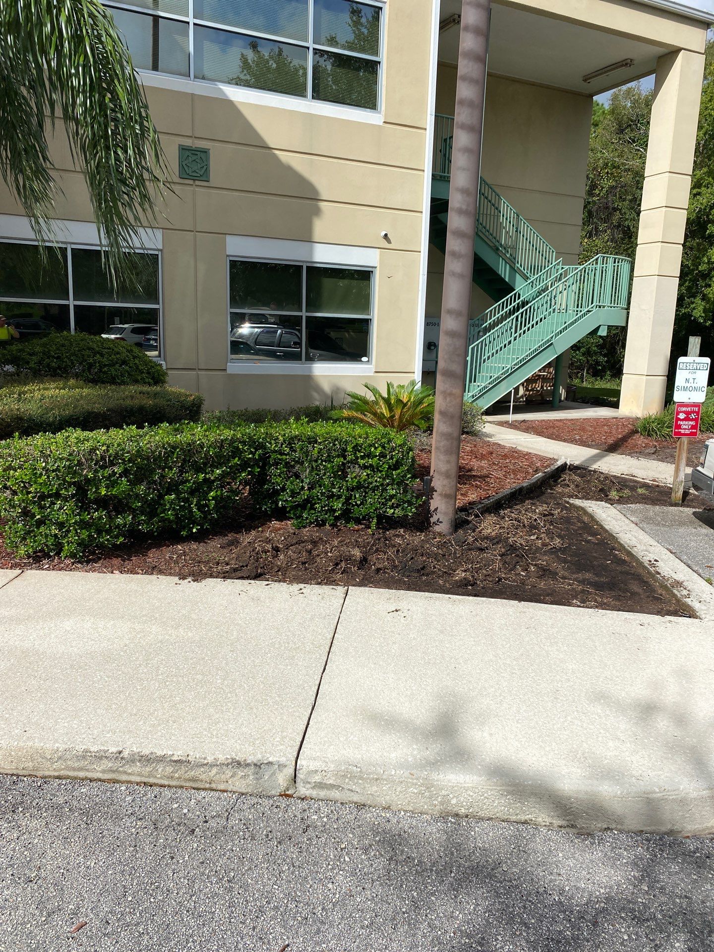 Simonic II | Business Complex Landscape by ProGreen Services