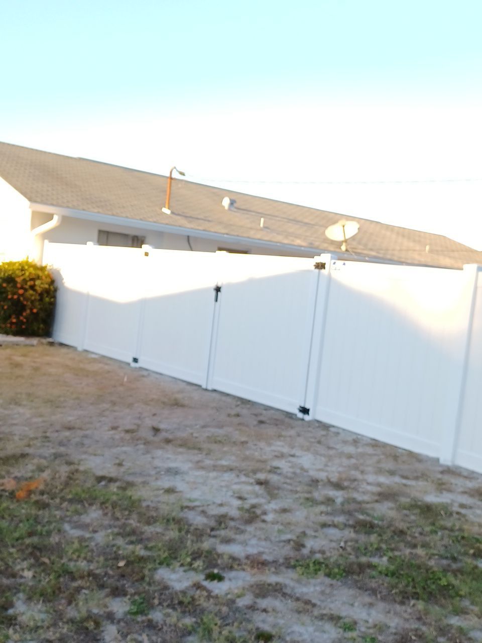Sun City Center, FL Install 6 ft. tall White Vinyl Privacy Fence by Asap fence and gates, LLC