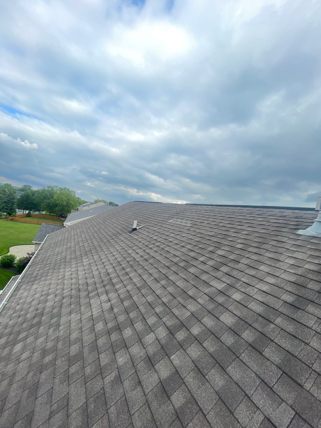 roof replacement using Onyx Black Durations by WIW Enterprises Inc