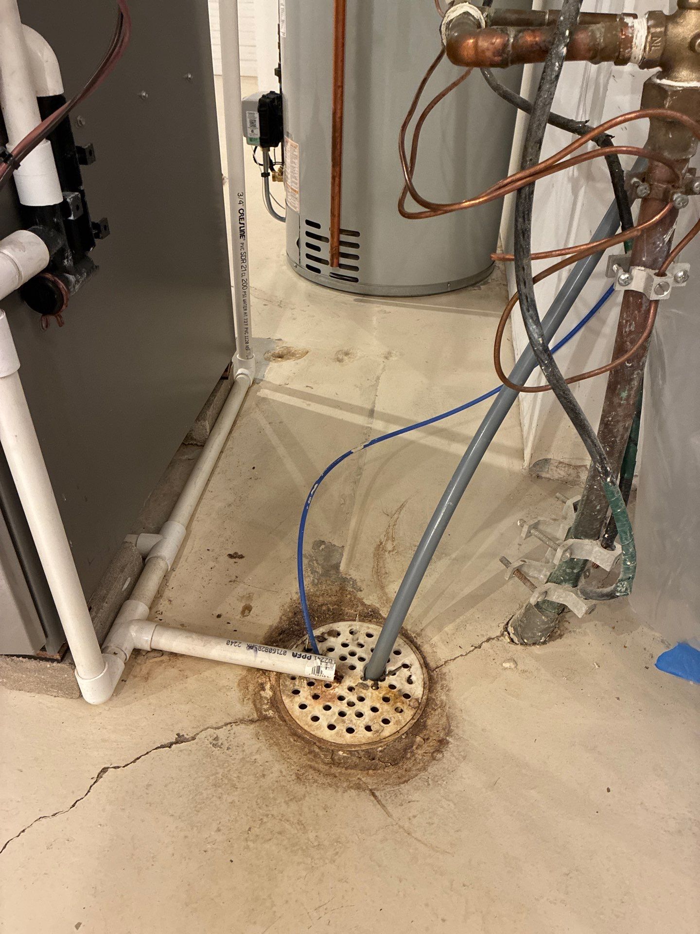 Full Residential Garage Floor Coating in Des Moines by Revival Concrete Coatings