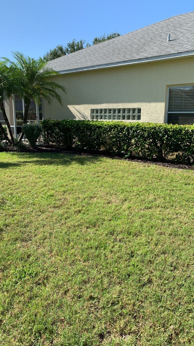 Vinyl Picket Fence Installation using Vinyl Picket Fence by Asap fence and gates, LLC