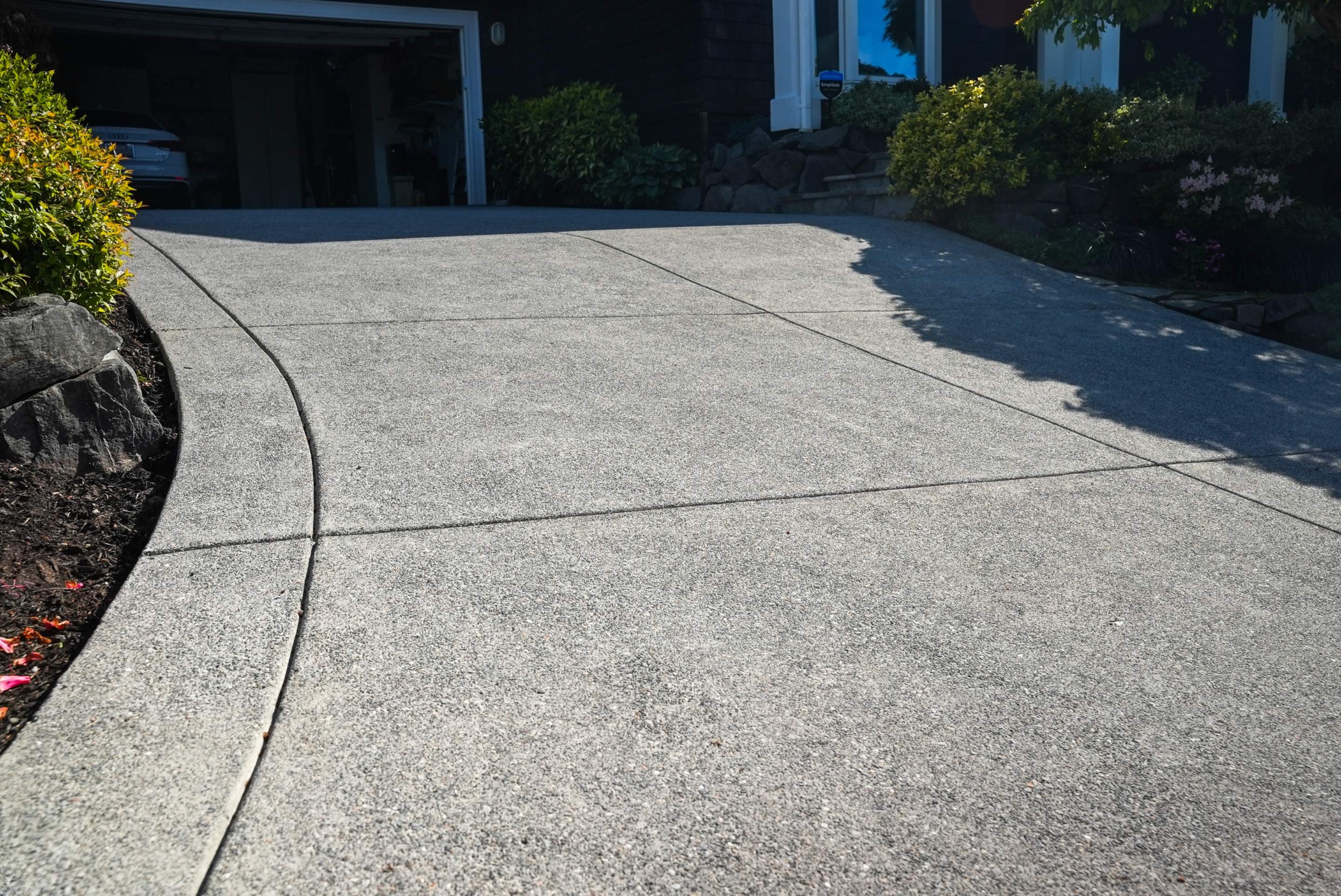 Concrete Driveway Repair | Mukilteo  by Jireh Asphalt & Concrete Inc 