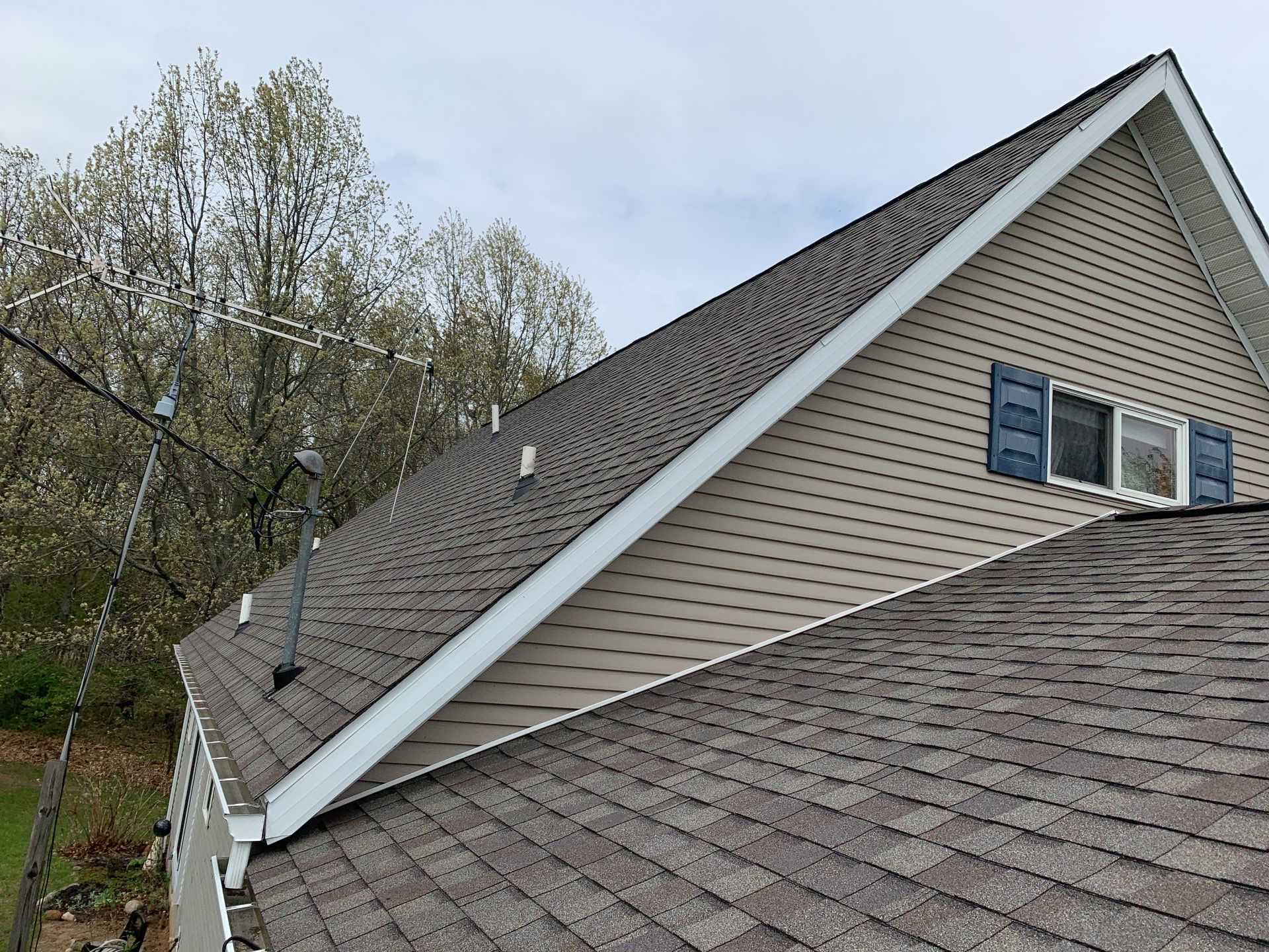 Roof Replacement using CertainTeed Landmark by 180 Contractors