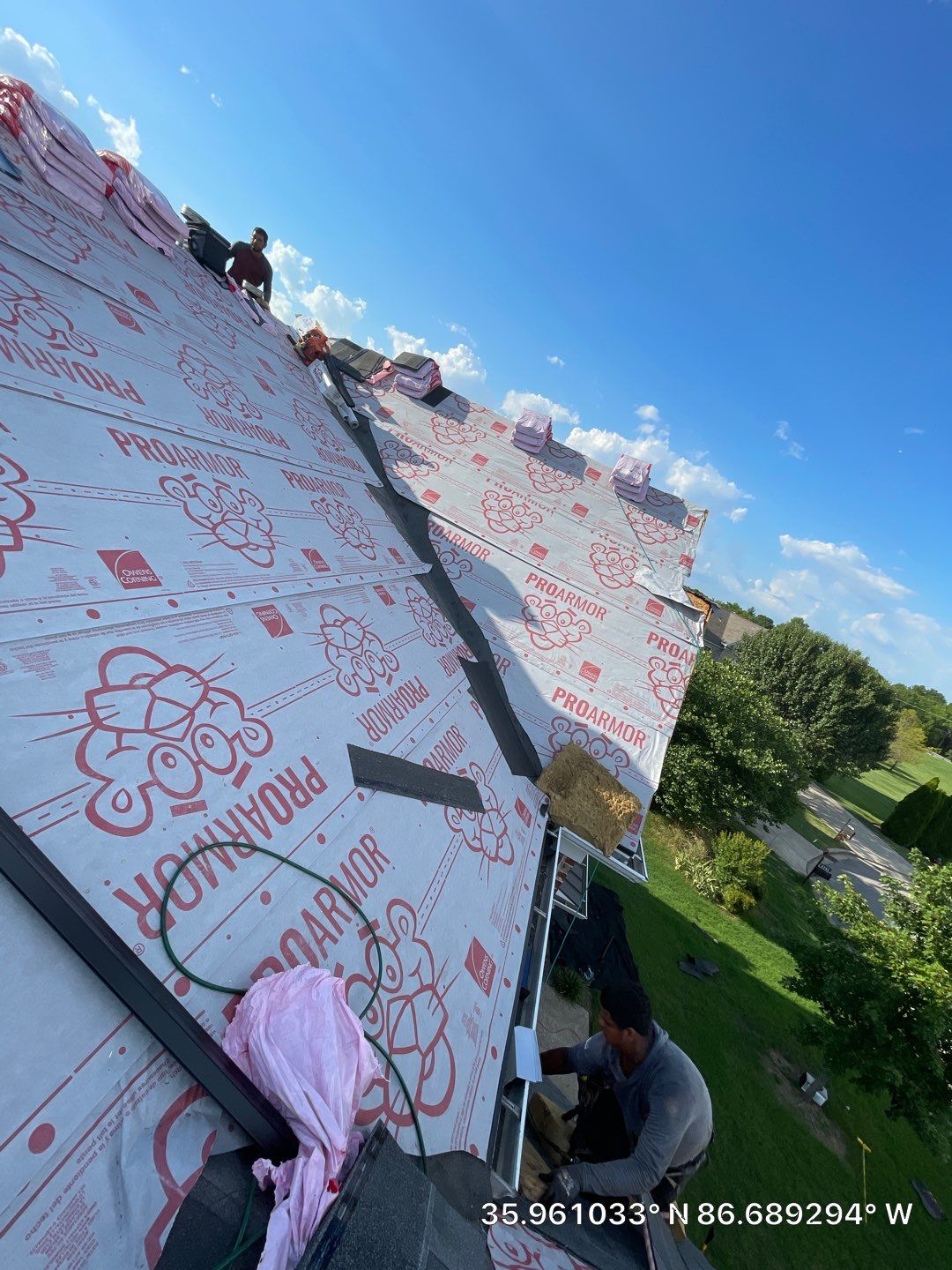Residential Roofing Installation using Owens Corning Oakridge Roofing System by Undersun Roofing 