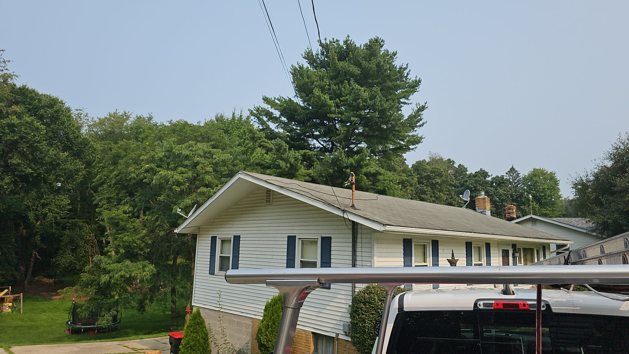 ATLAS PINNACLE COLOR: PEWTER by Eagle Eye Roofing