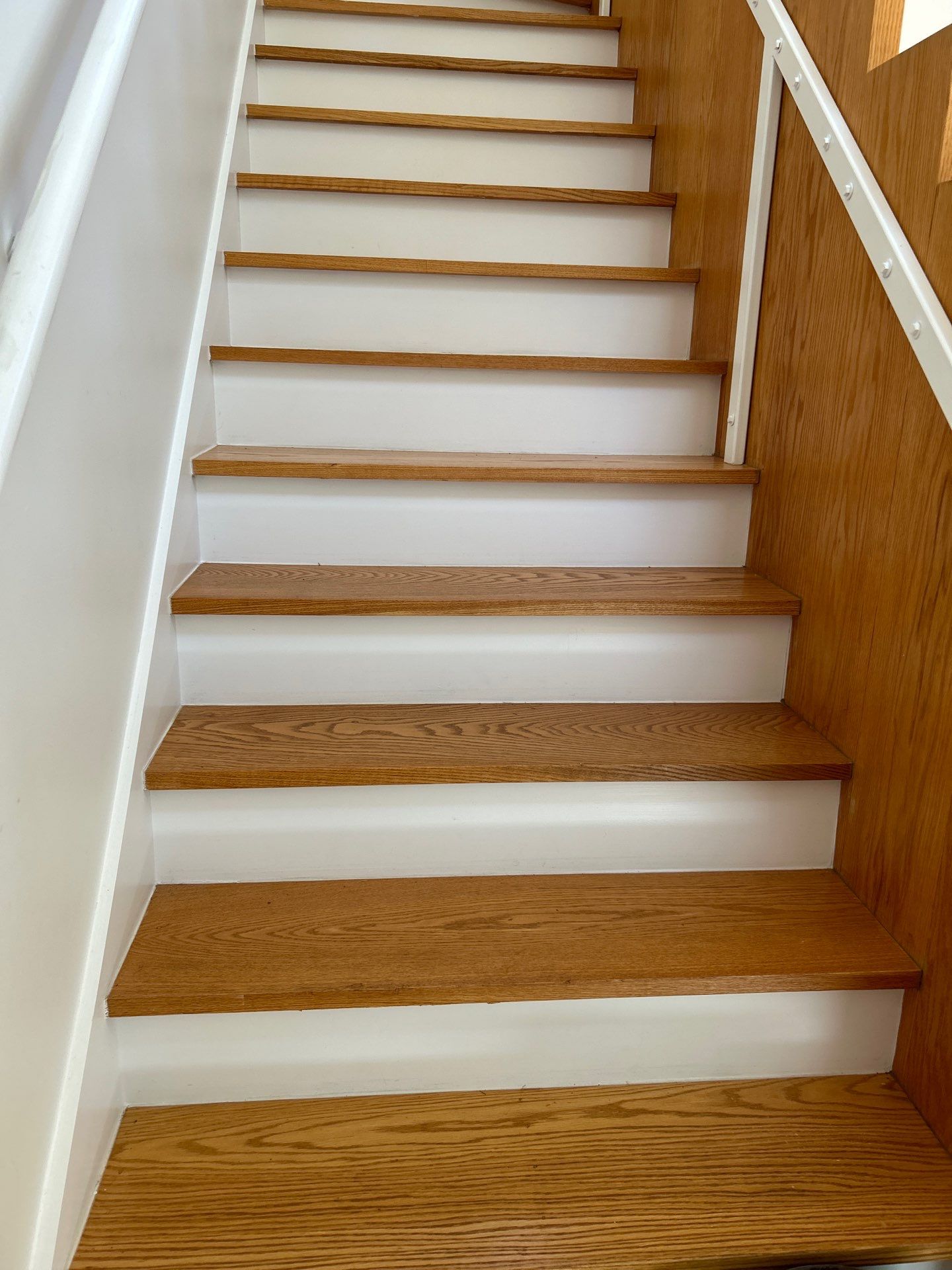 Natural Red Oak floor refinish by Footprints Floors of East Atlanta