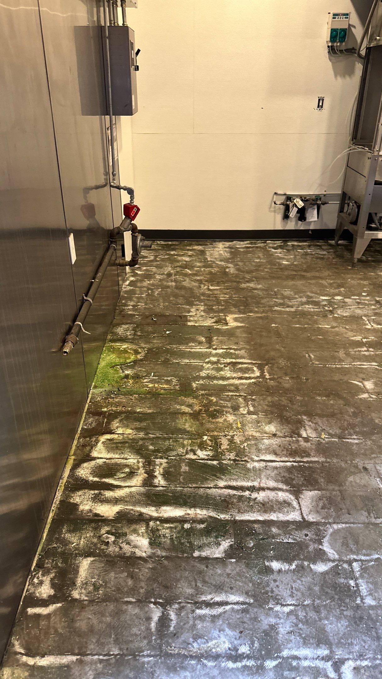 Commercial Kitchen Floor Transformation using Mt Everest by Croc Coatings, LLC