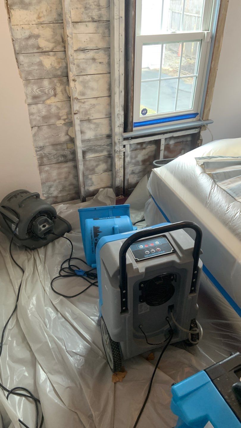 Roof/Siding Leak by Chicagoland Water Medics