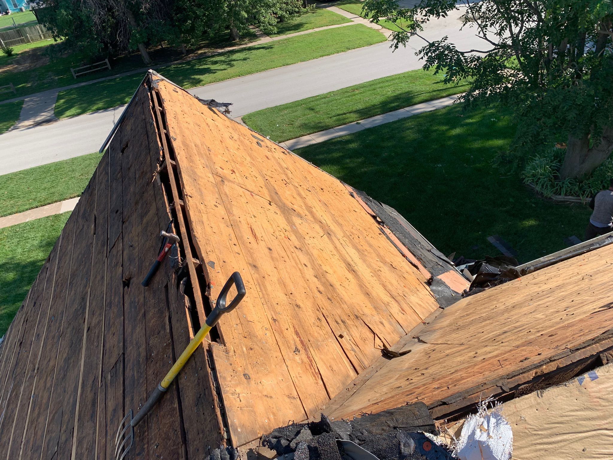 Residential Roofing Installation using Owens Corning Duration Colonial Slate by Lightning Exteriors