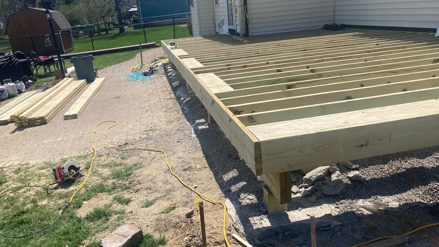 Decks by Ivy Lea Construction