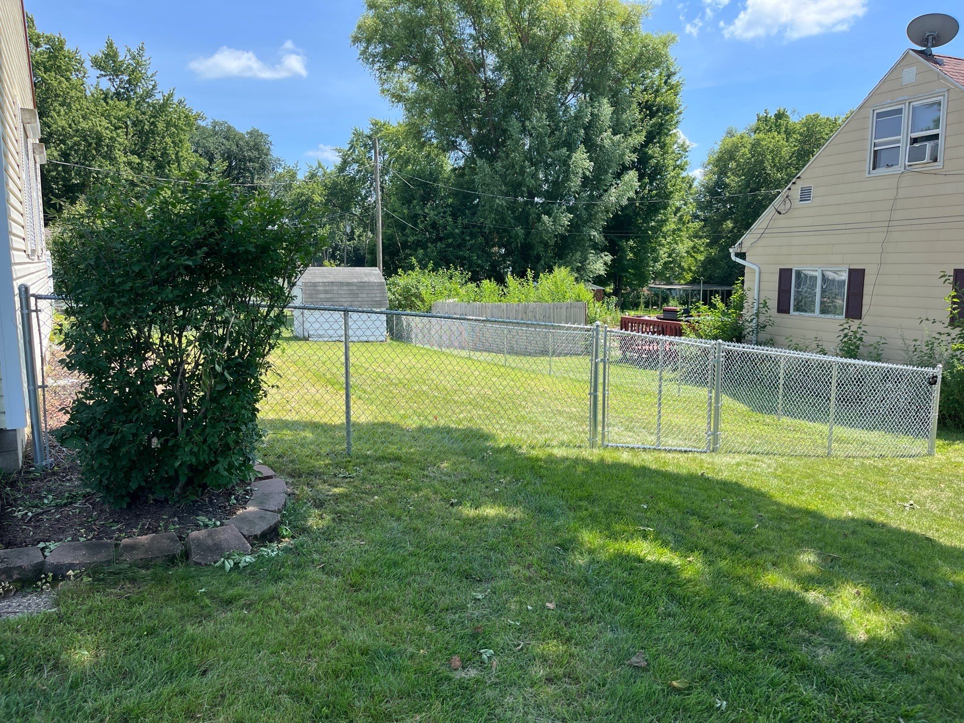 Residential Chain Link Fence Installation in Elk Run Heights by Perfect Picket Fence and Stain