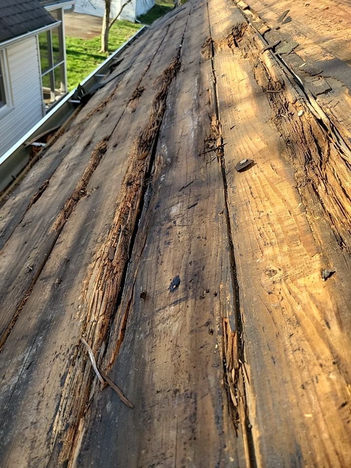 ATLAS PINNACLE COLOR: WEATHERED WOOD DRIP EDGE: MUSKET BROWN by Eagle Eye Roofing