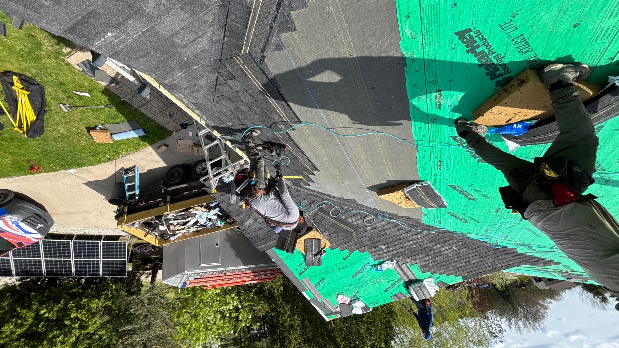 Roof Replacement using Malarkey Vista Brilliant Black by 180 Contractors