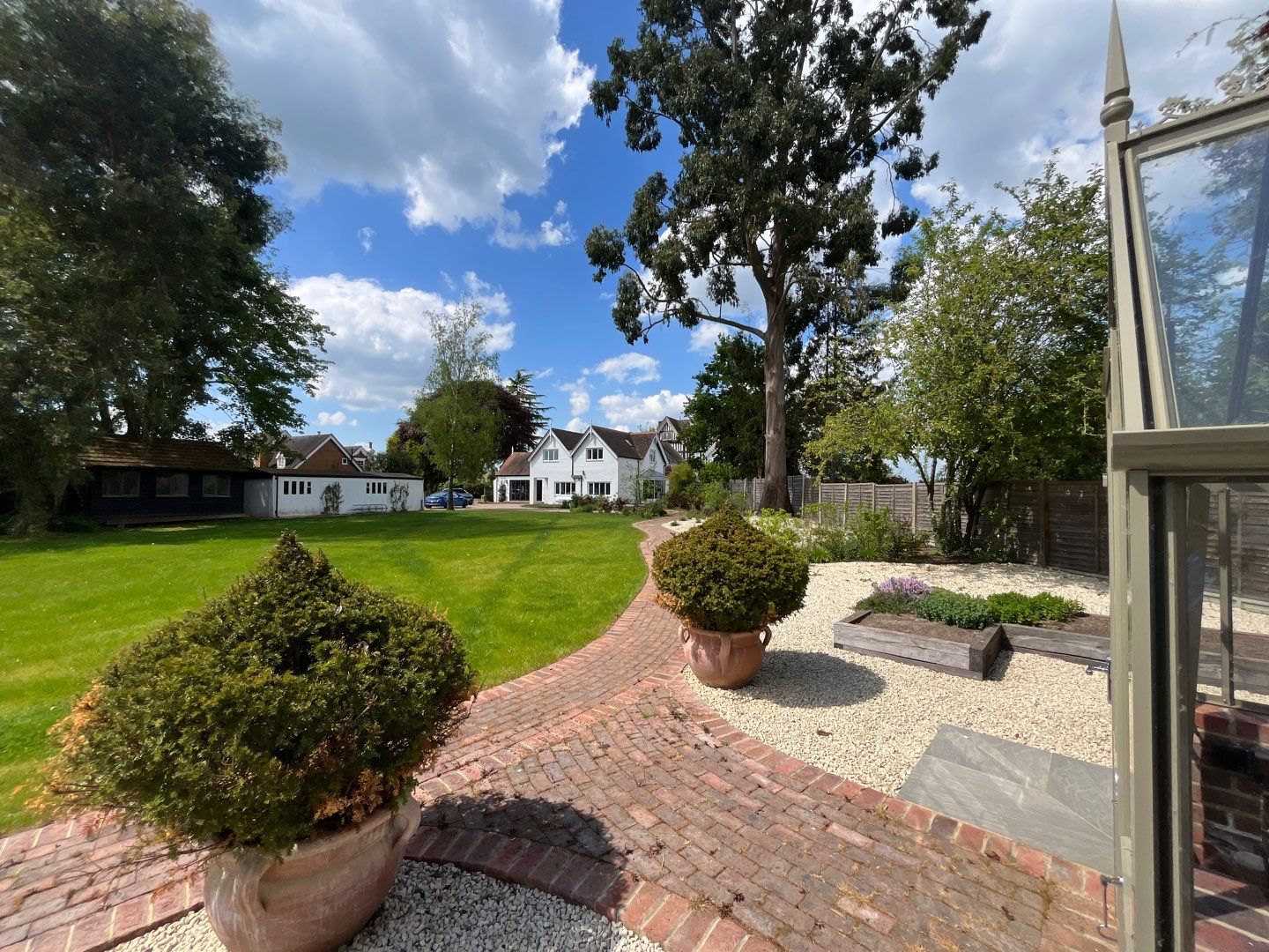 Patio - Walkways - Render Cleaning Surrey by Ges Exterior Cleaning ltd