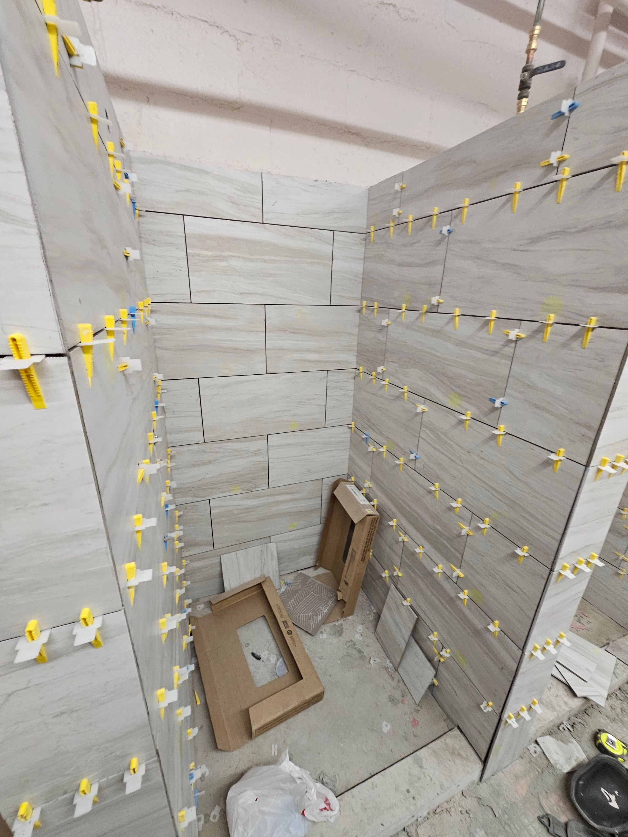 Showers & Storage by EL-GC LLC