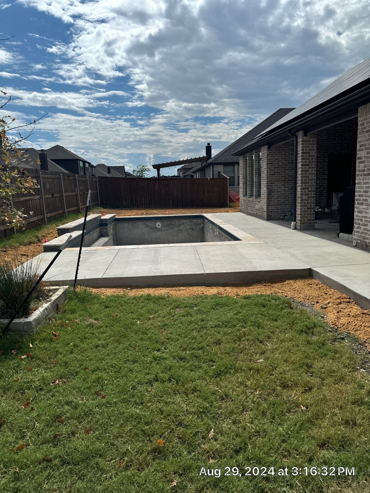 Geometric Pool with Tanning Ledge by Pinnacle Pools and Spas - DFW