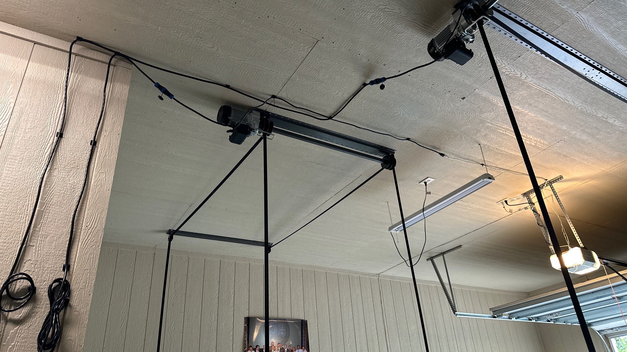 Tom R. got our handy Onrax power rack  by Banner Garage