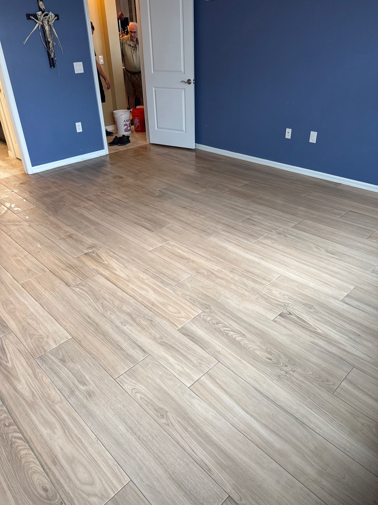 Bedroom & Stair Upgrade  by Vrmmm Flooring