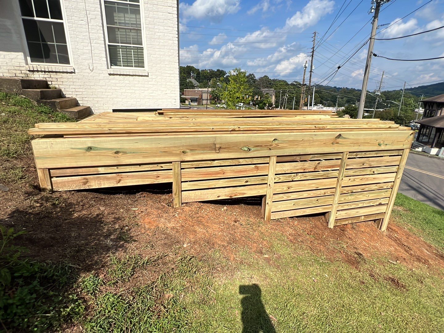 Independence Drive - Deck Installation   by Pillar and Pine