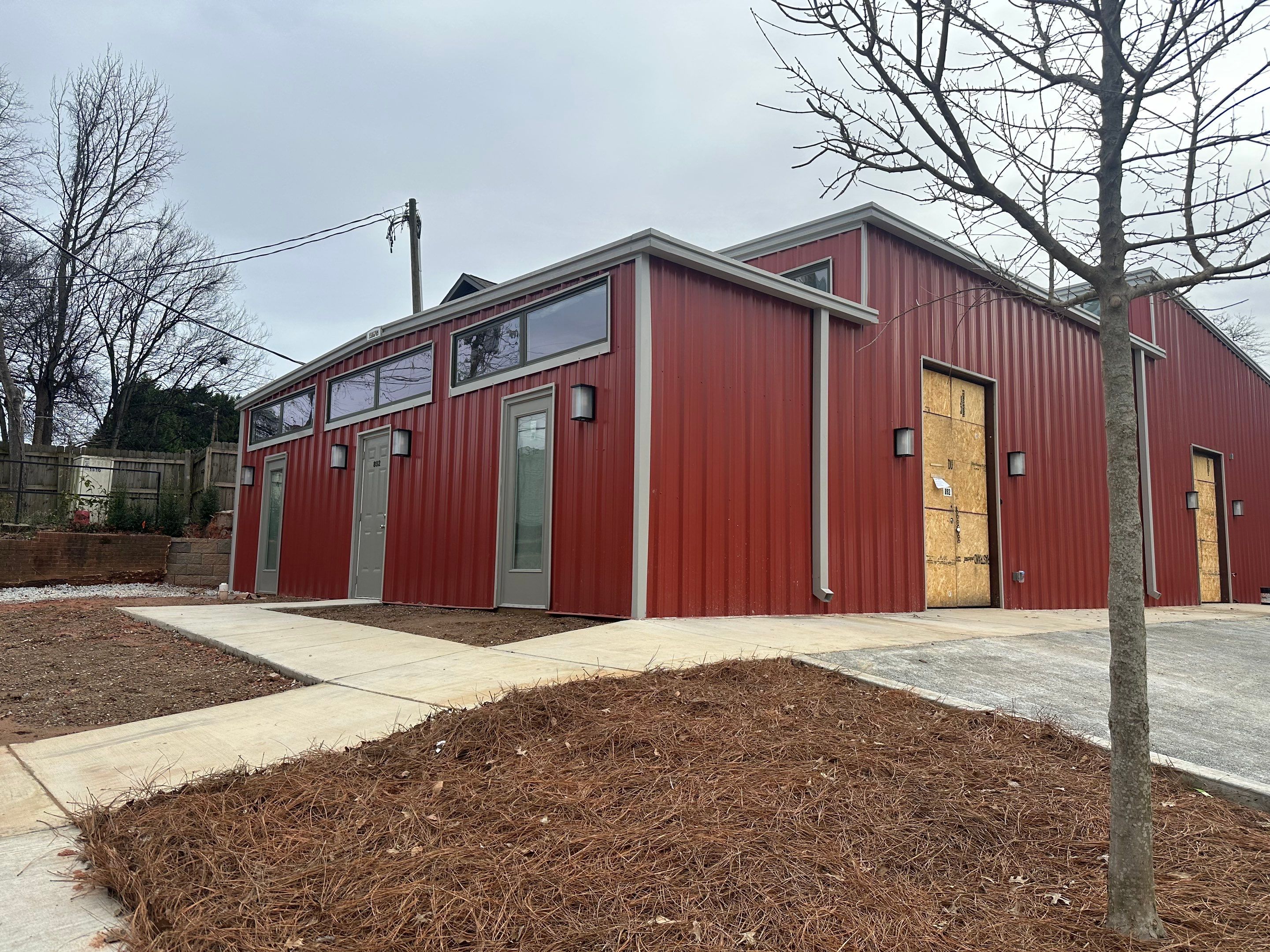 Commercial New Build for Sculptors Studio by GEORGIA IN HOME SERVICES