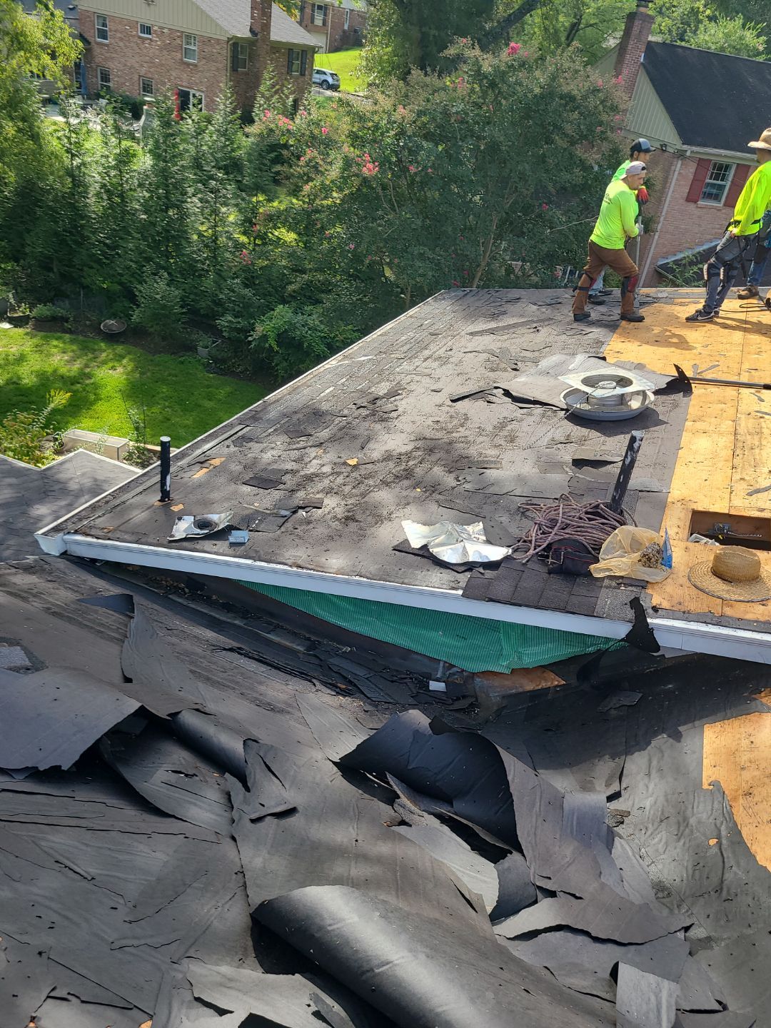 Falls Church: Roof Replacement with CertainTeed Landmark Pro in Max Def Pewterwood by RM Banning, Inc.