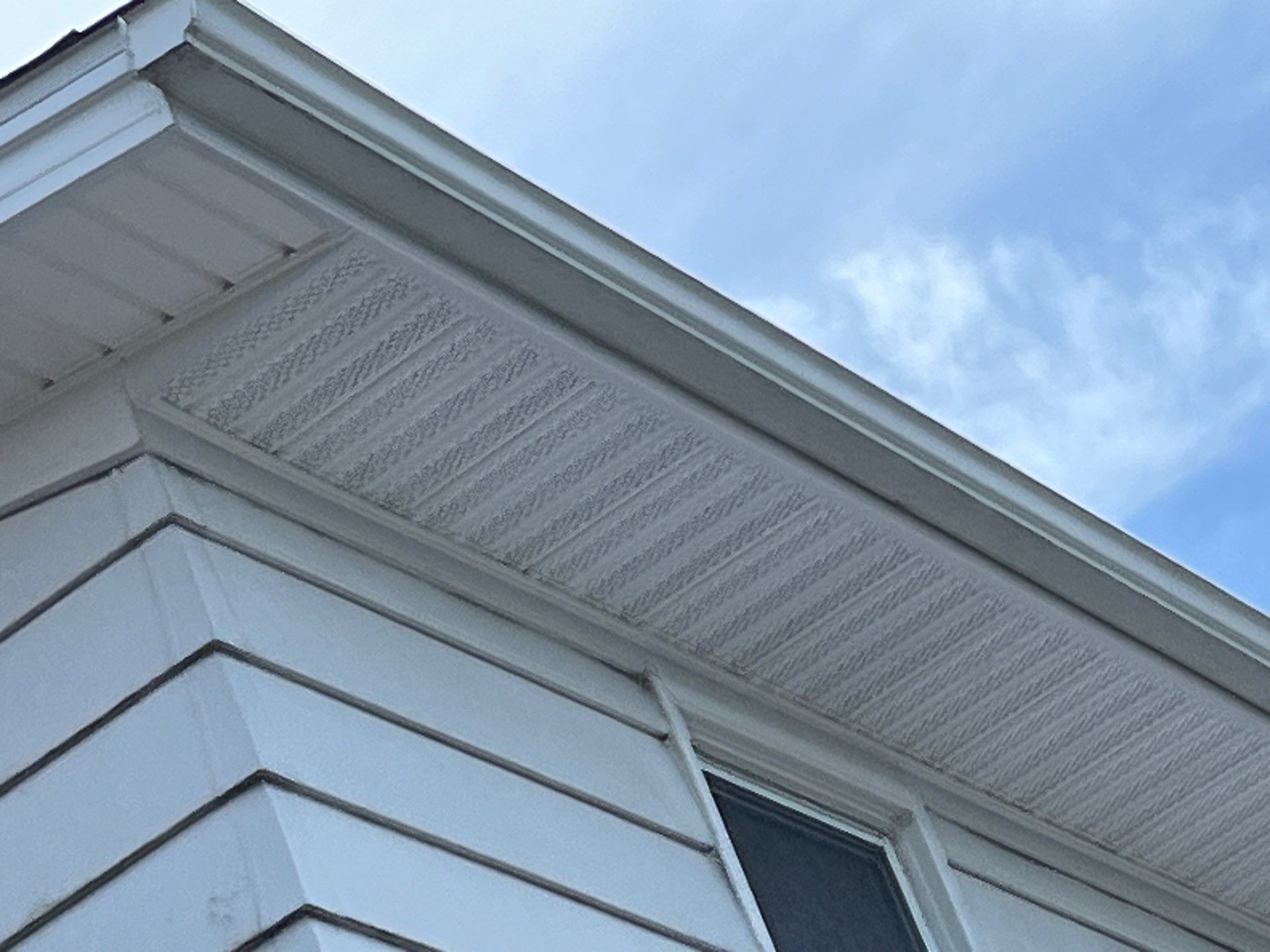 Soffit/fascia replacement by Nitro Roofing and Construction