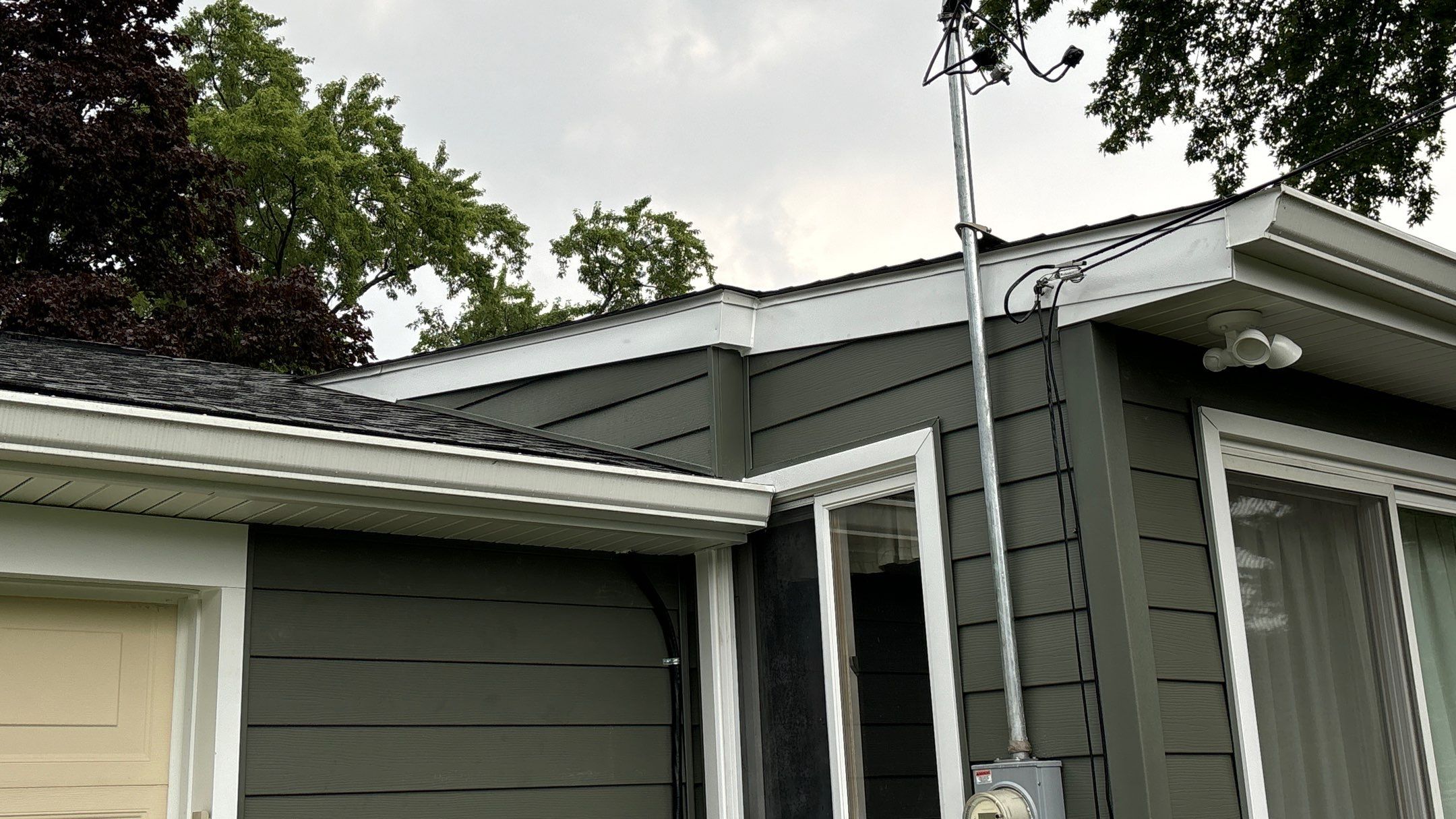 Siding Replacement using Alside by 180 Contractors
