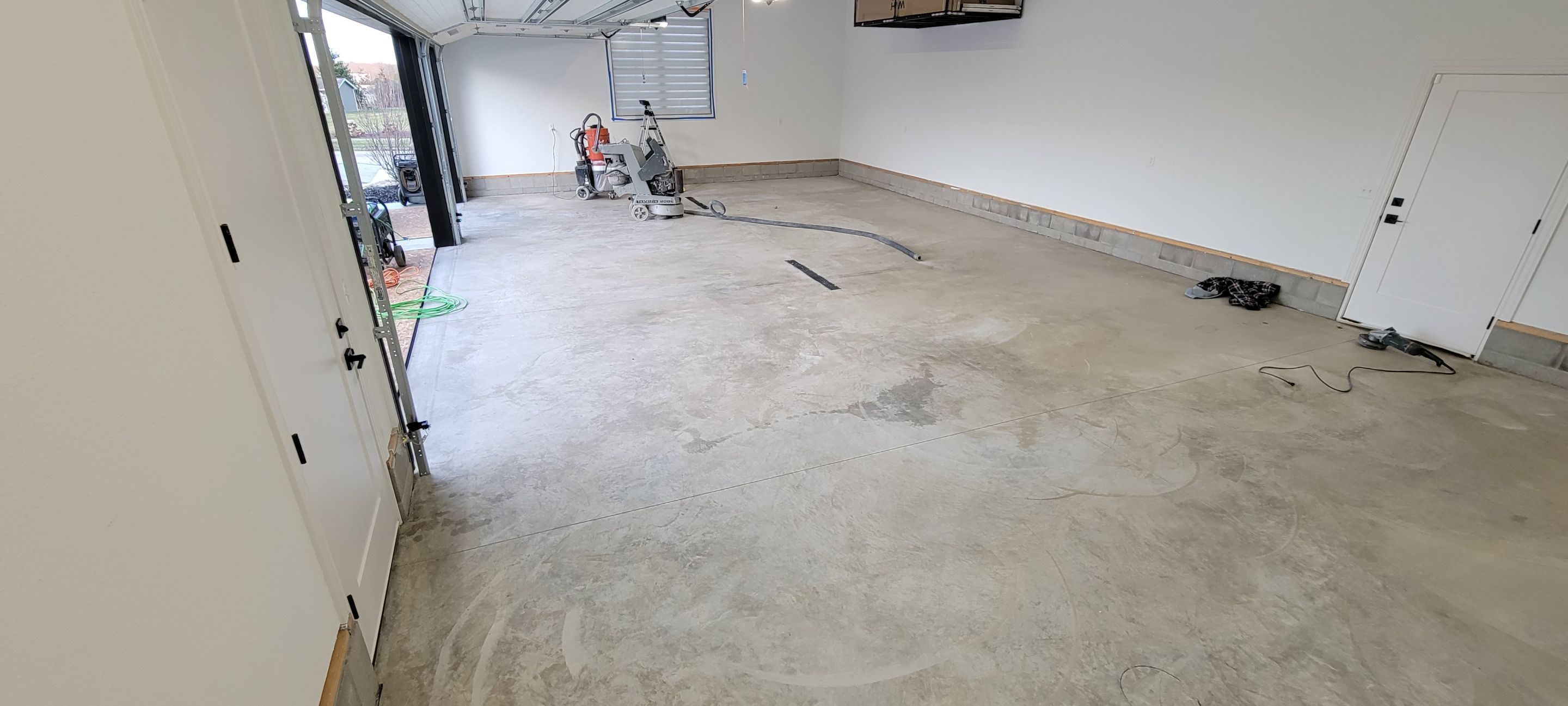 Large Garage in Midnight Fog - Canfield, OH by Alexander Concrete Coatings
