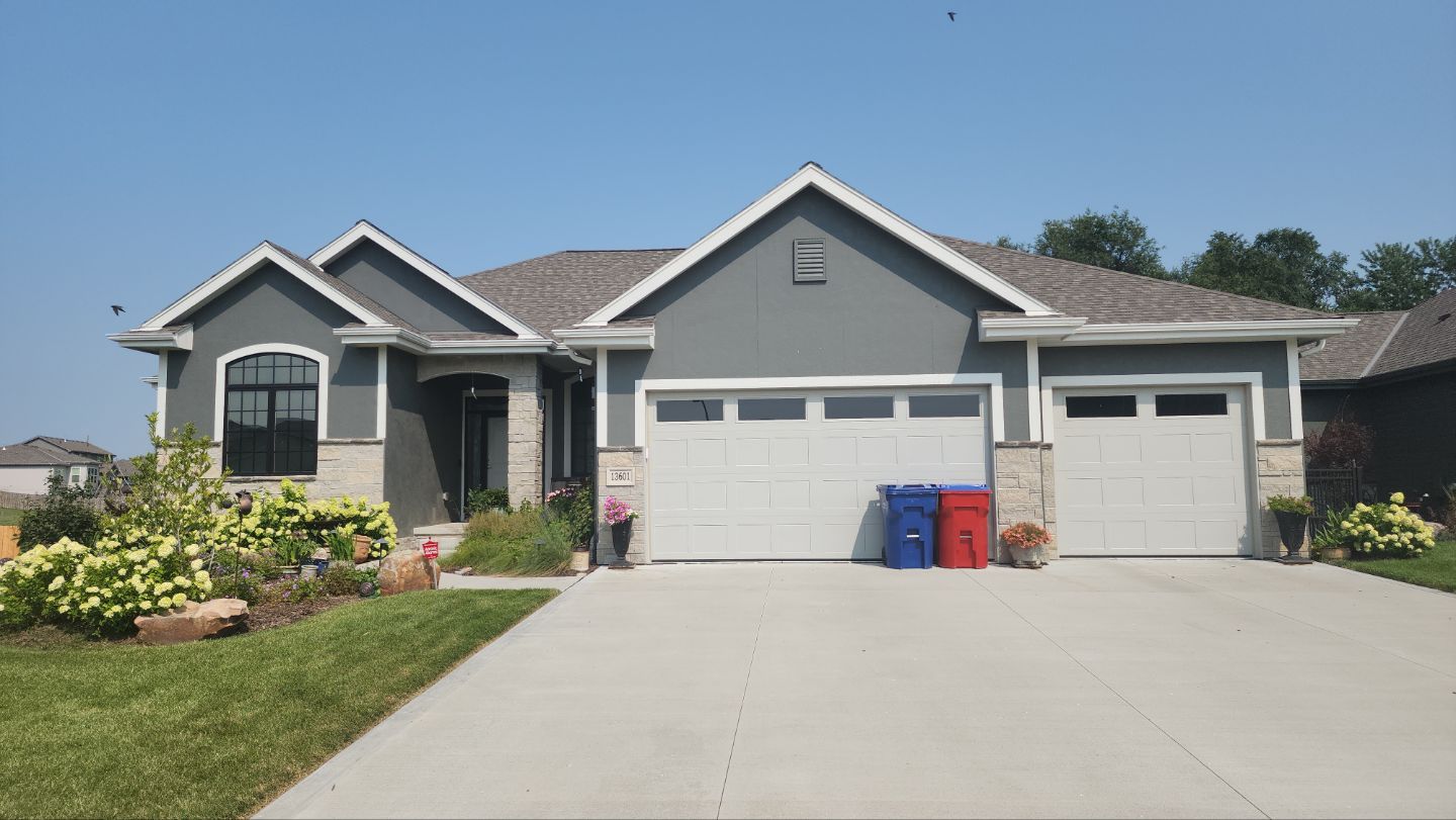 Residential Roofing Installation using IKO Nordic Cornerstone Impact Resistant Class 4 by Lightning Exteriors