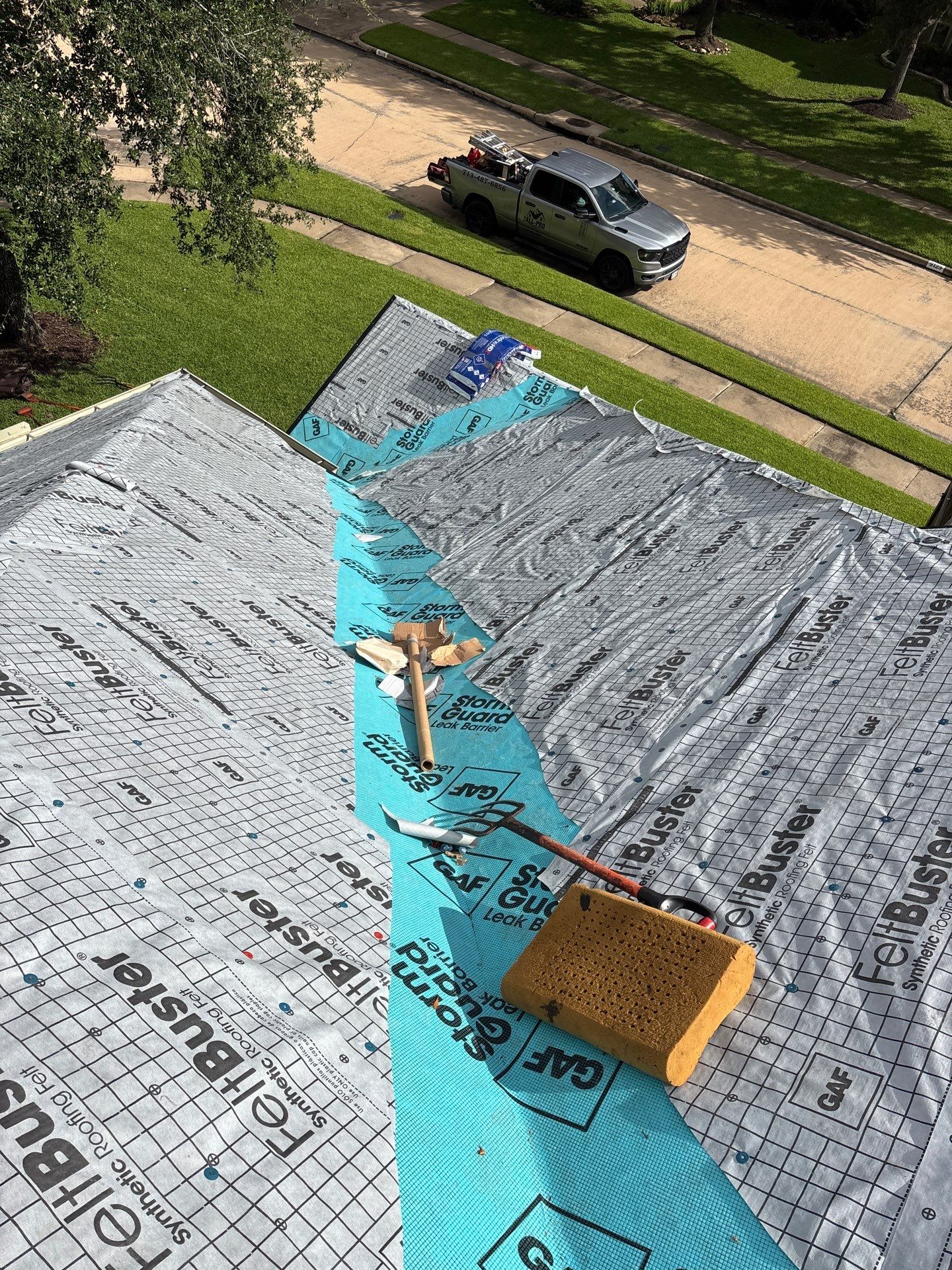 Roof Replacement Sugarland by Roof Repair Company