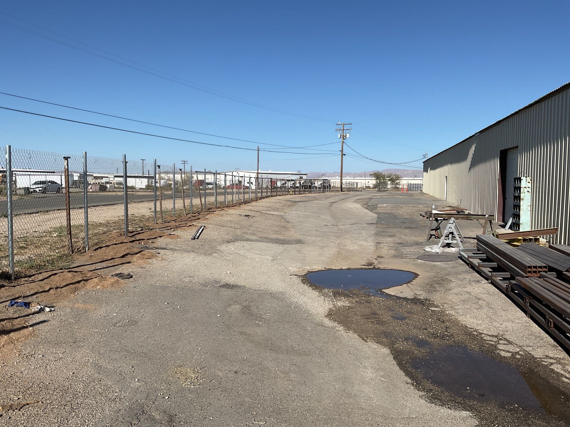 Commercial fence installation by Fence Guys Inc.