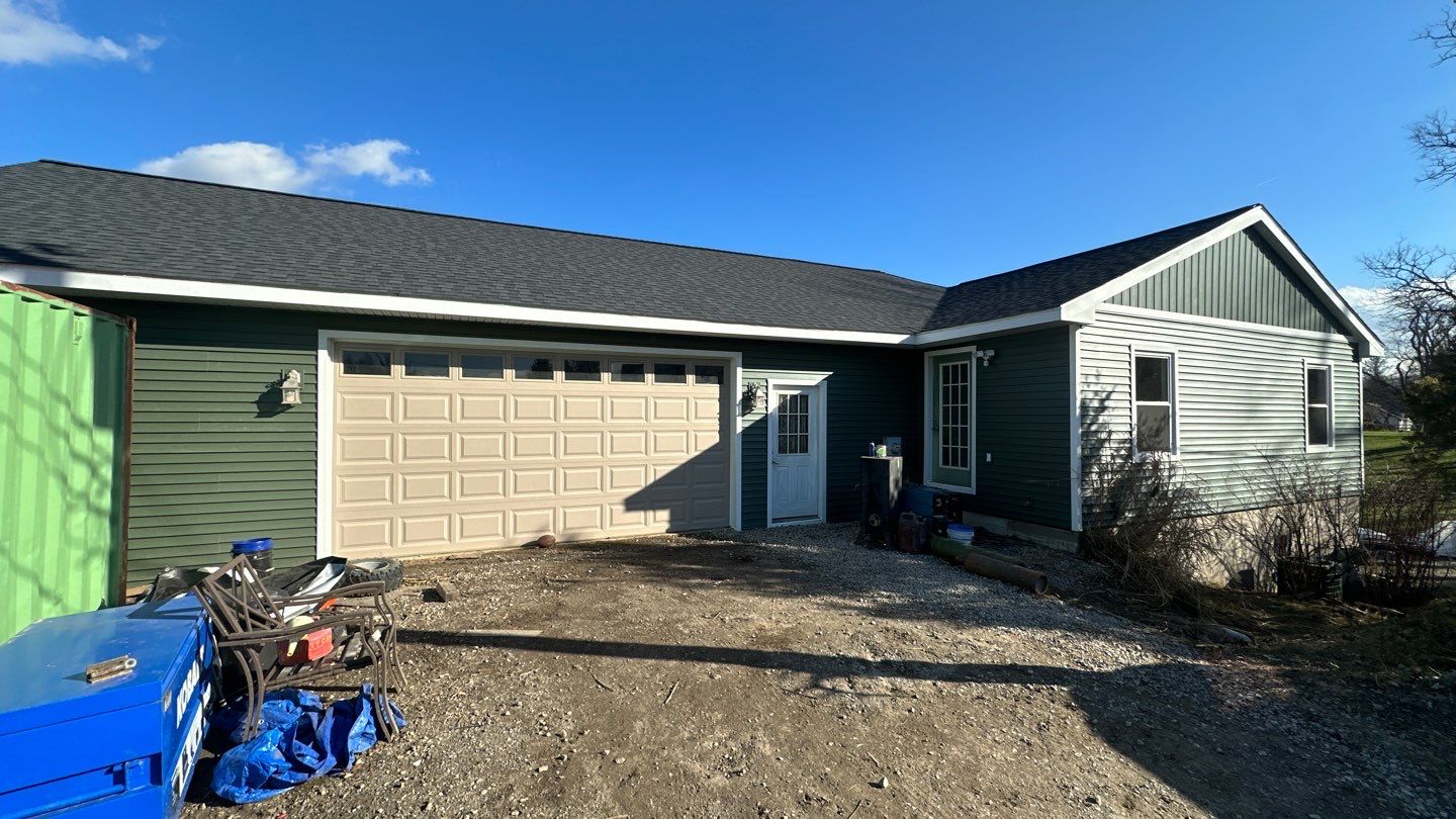 Siding Replacement using CertainTeed Restoration Classis D4 by 180 Contractors