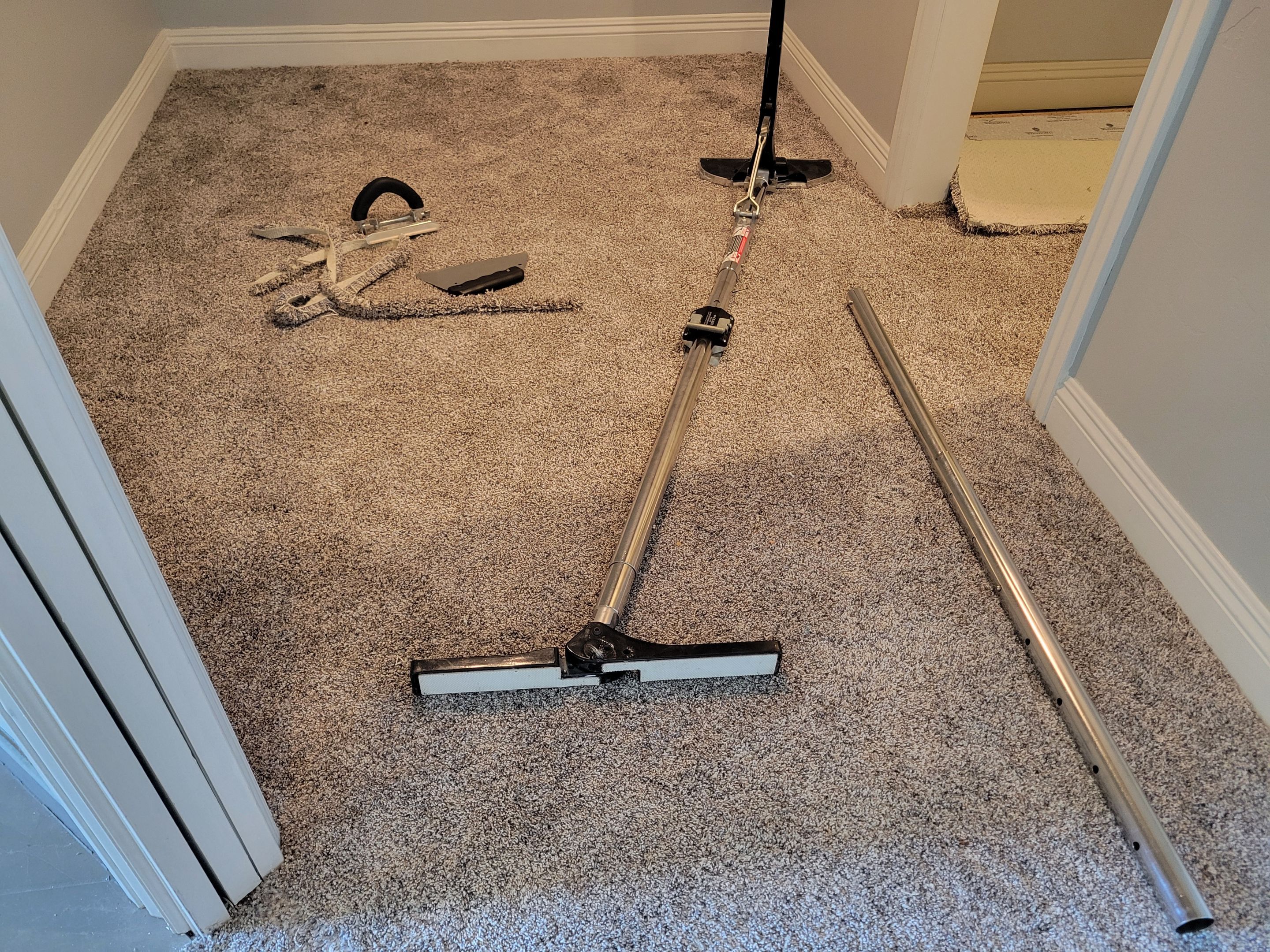 Carpet Re-stretch & Cleaning for House Listing by Ardent Carpet Restore LLC