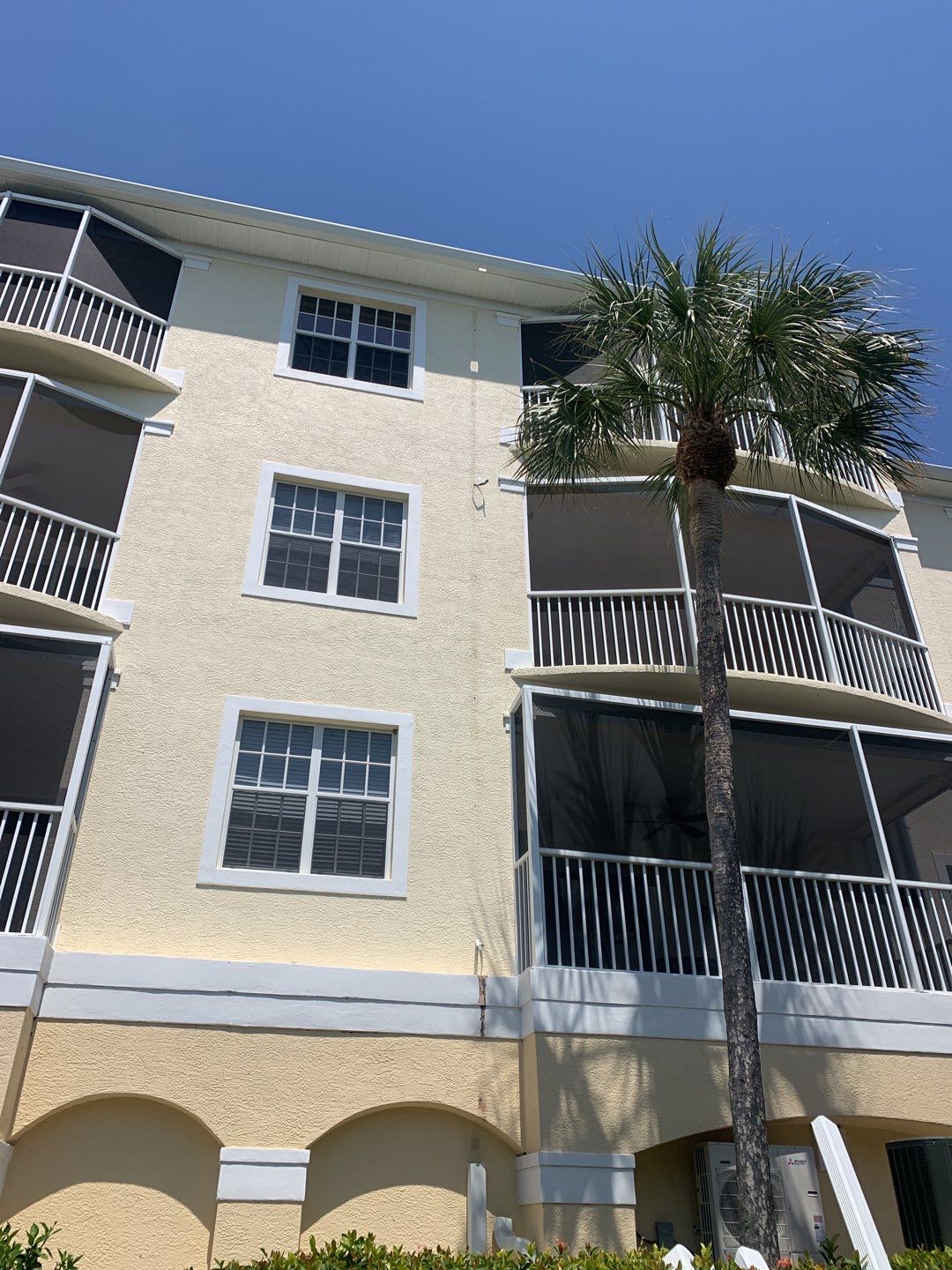 Soffit and Fascia Installation in Fort Myers FL by Gutter Professors