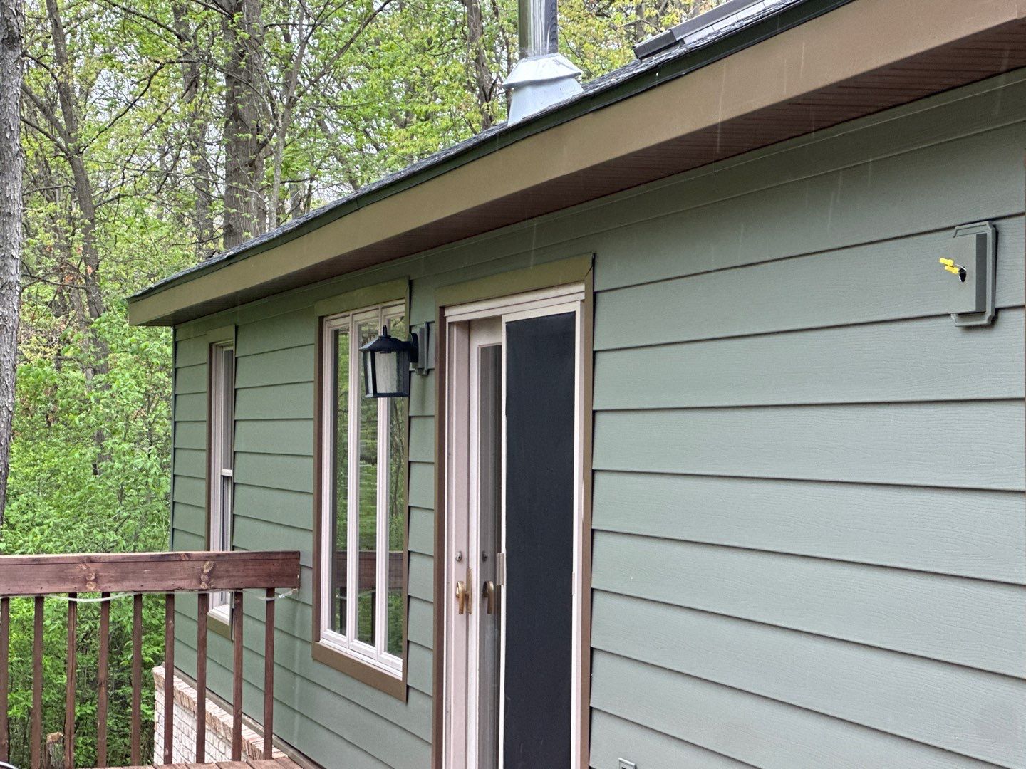 Siding Replacement using Alside S7 Cedar Mill Grain Composite by 180 Contractors