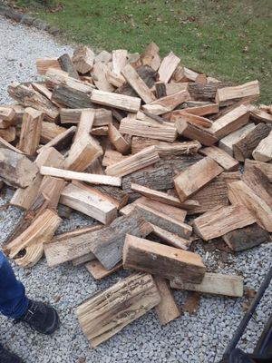 Firewood Delivery  using Seasoned Firewood