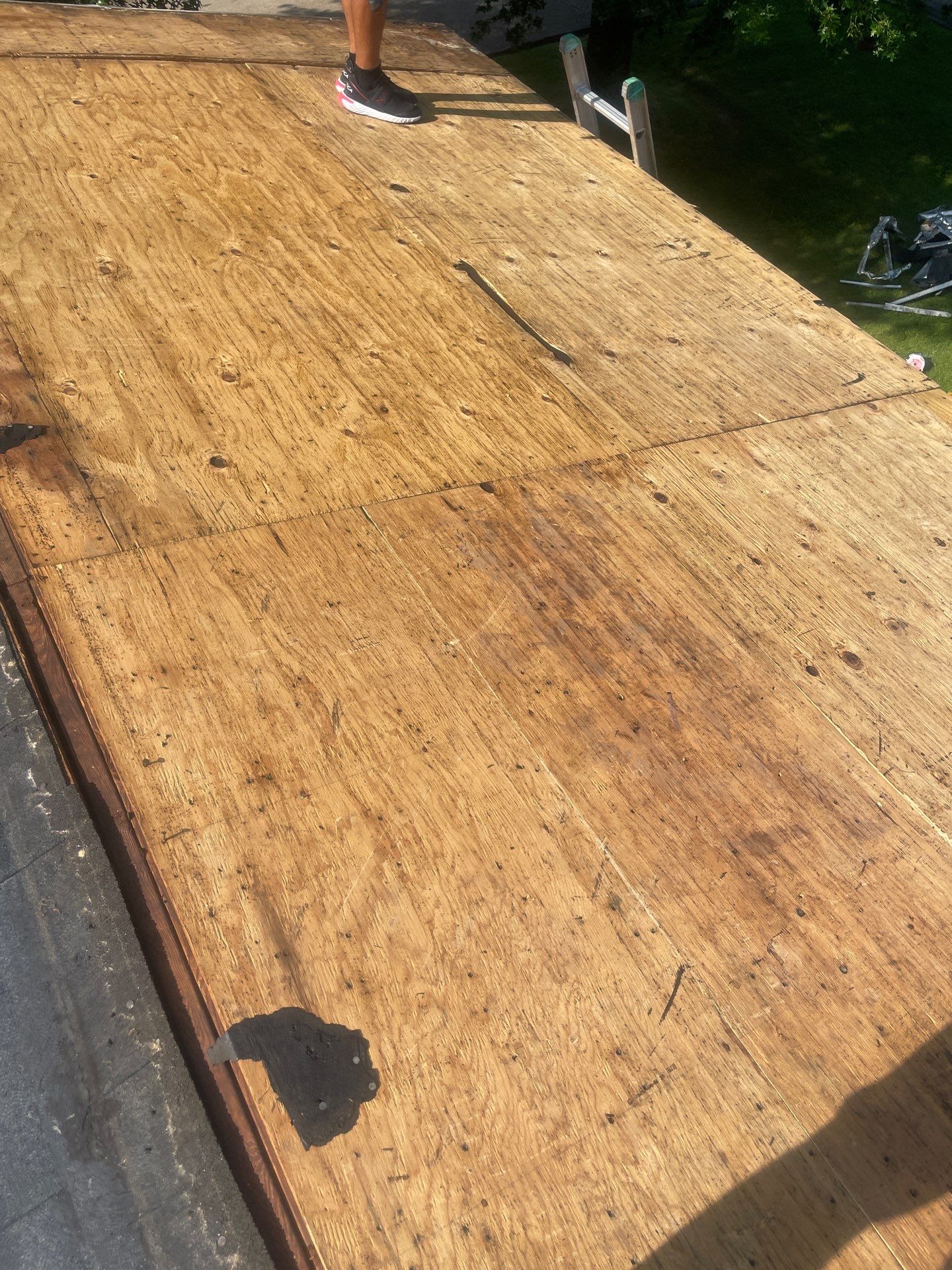 Residential Roofing Installation using GAF Timberline HDZ Charcoal by Rainstoppers Roofing