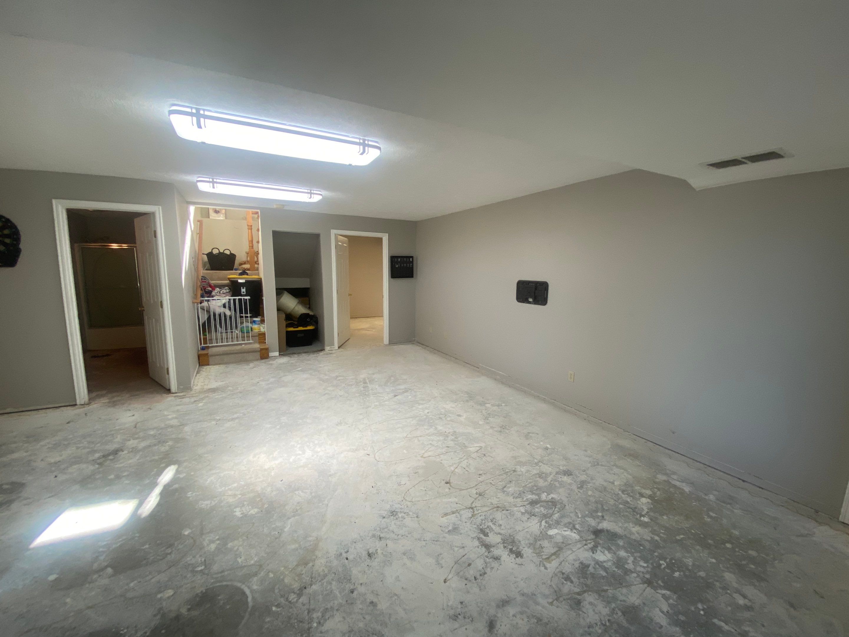 Basement/Garage/Driveway/Entry using Mt Everest & Pebble Beach by Croc Coatings, LLC