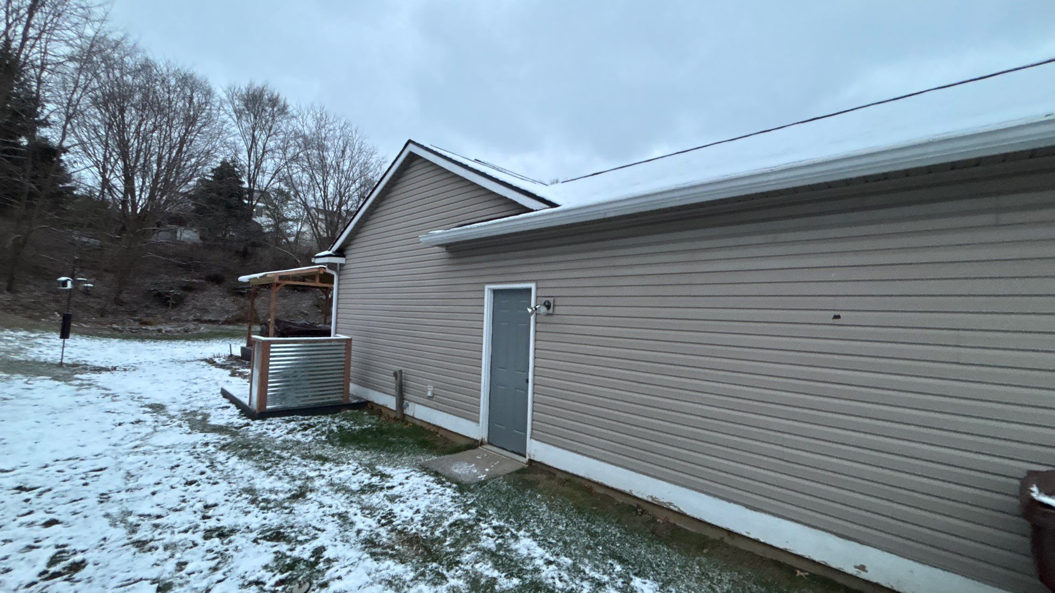 Siding Replacement using Alside Charter Oak D4.5" Riveria Dusk by 180 Contractors
