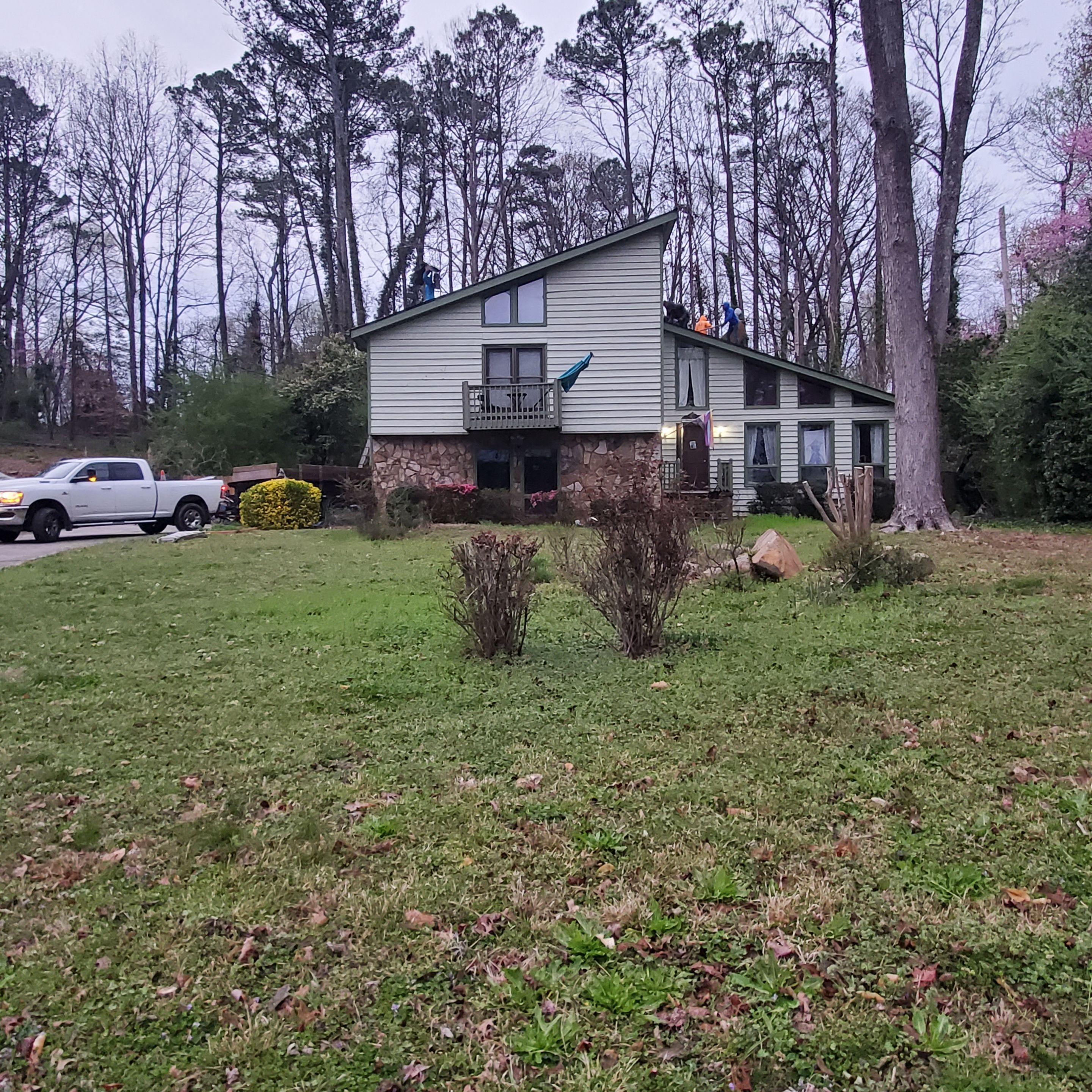 Oakridge TruDef Twilight Black Residential Roofing Installation by Inspector Roofing and Restoration