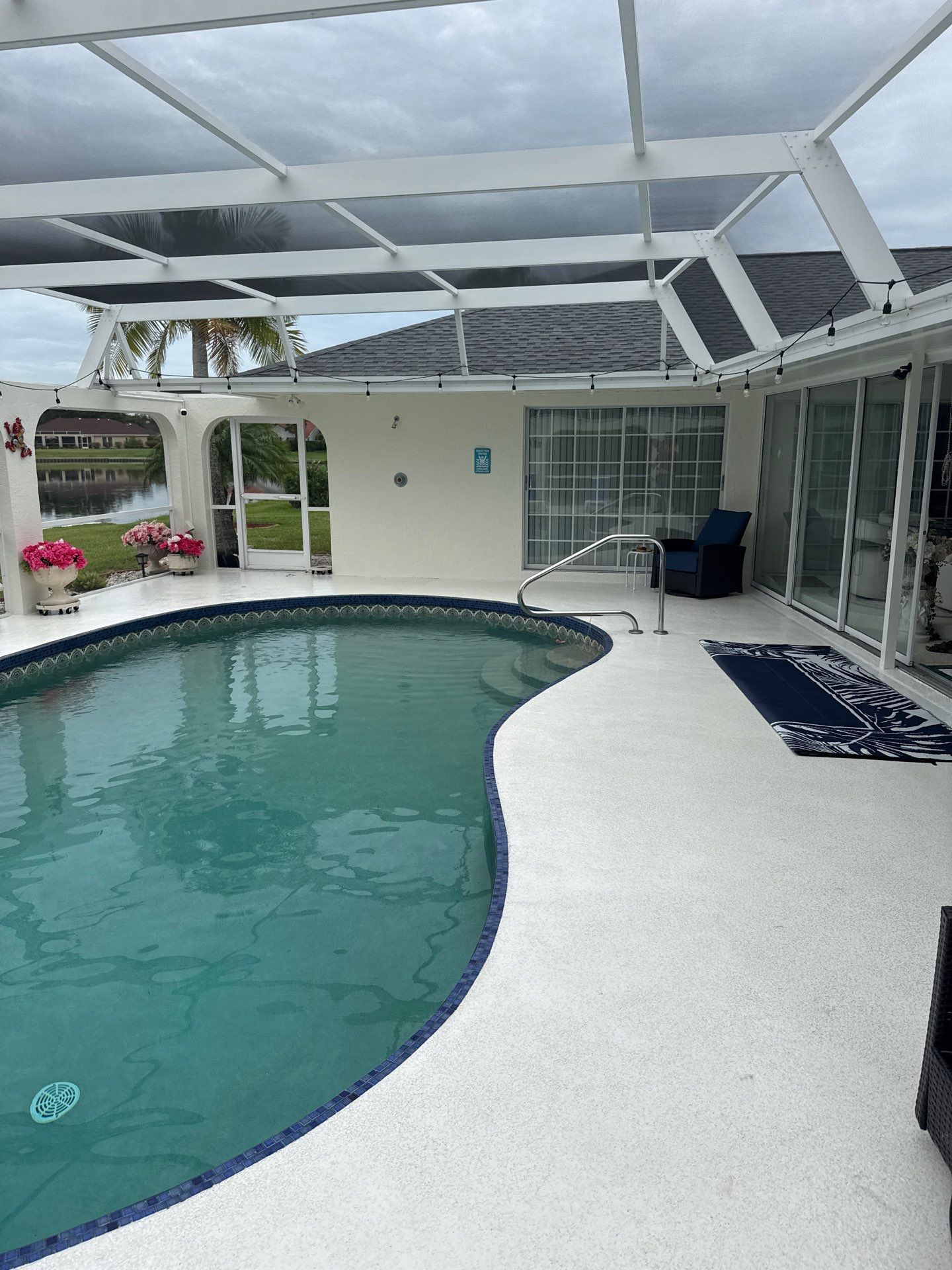 Replace gutter using seal gutters in Sarasota FL by Gutter Professors