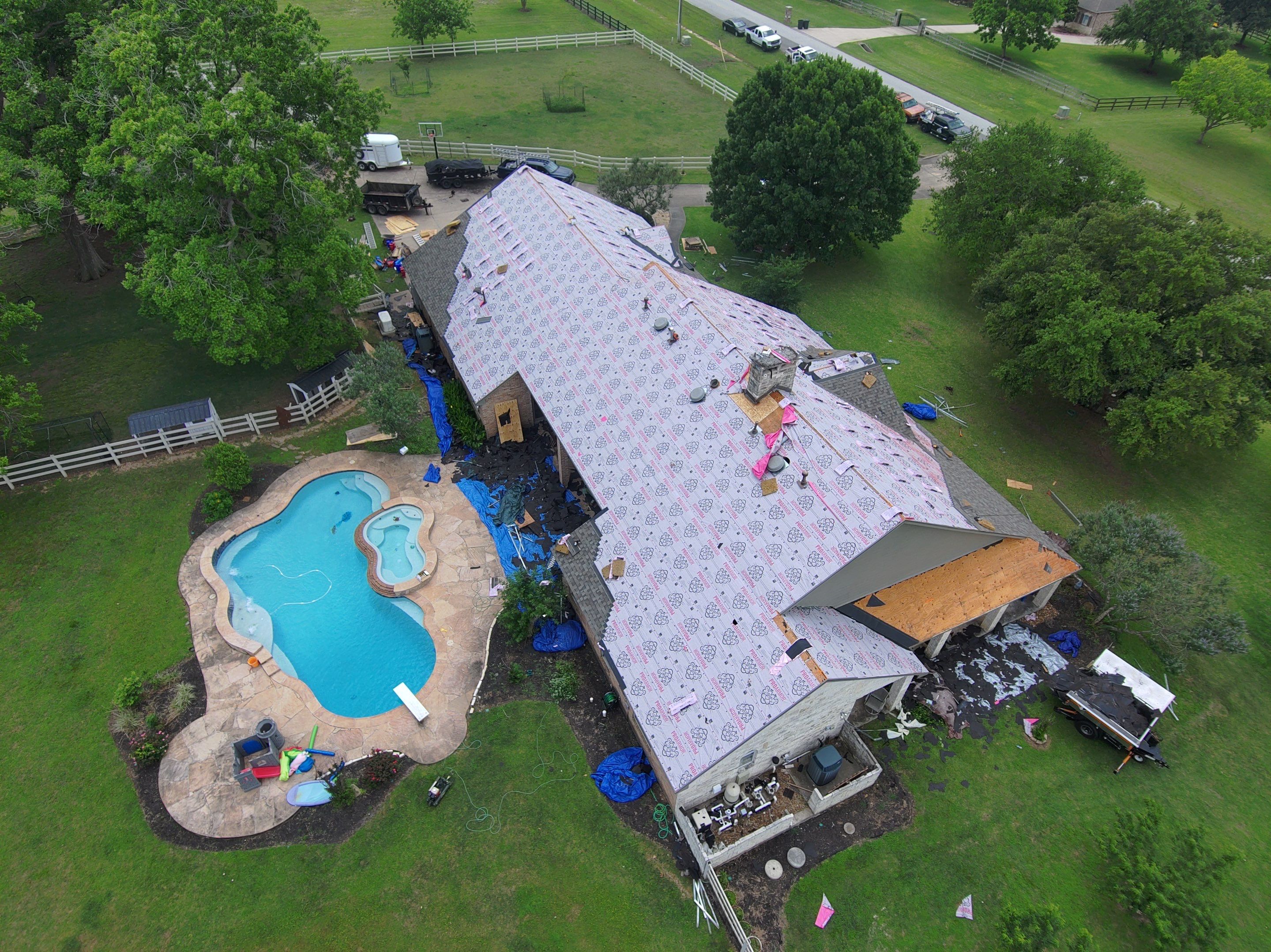 Residential Roofing Installation using Owen's Corning Duration (Lifetime) Shingles by Roof Repair Company