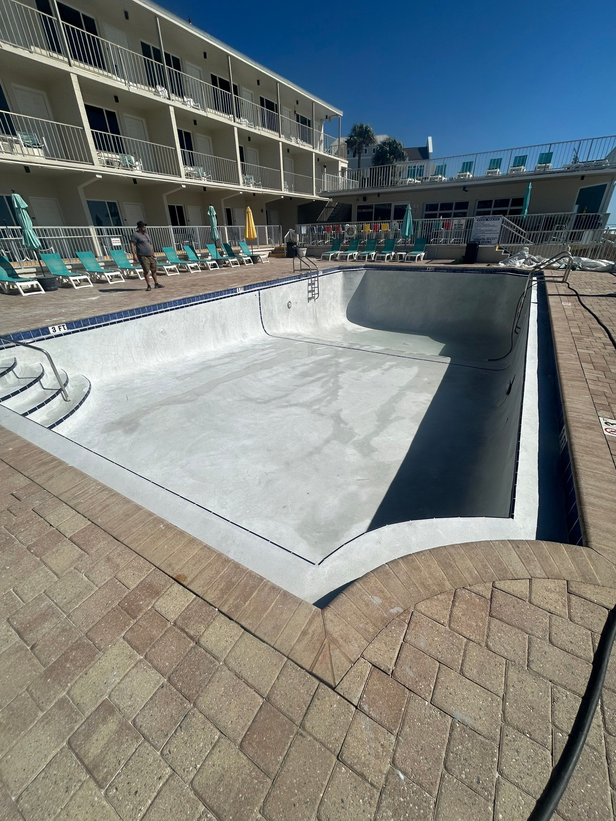 Beachside Resort - PCB by ASP - America's Swimming Pool Company