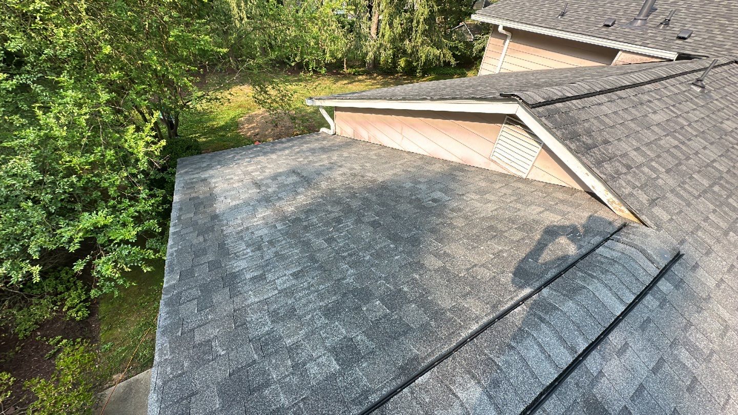 Vienna: CertainTeed Landmark Pro Architectural Shingles in Max Def Pewterwood by RM Banning, Inc.