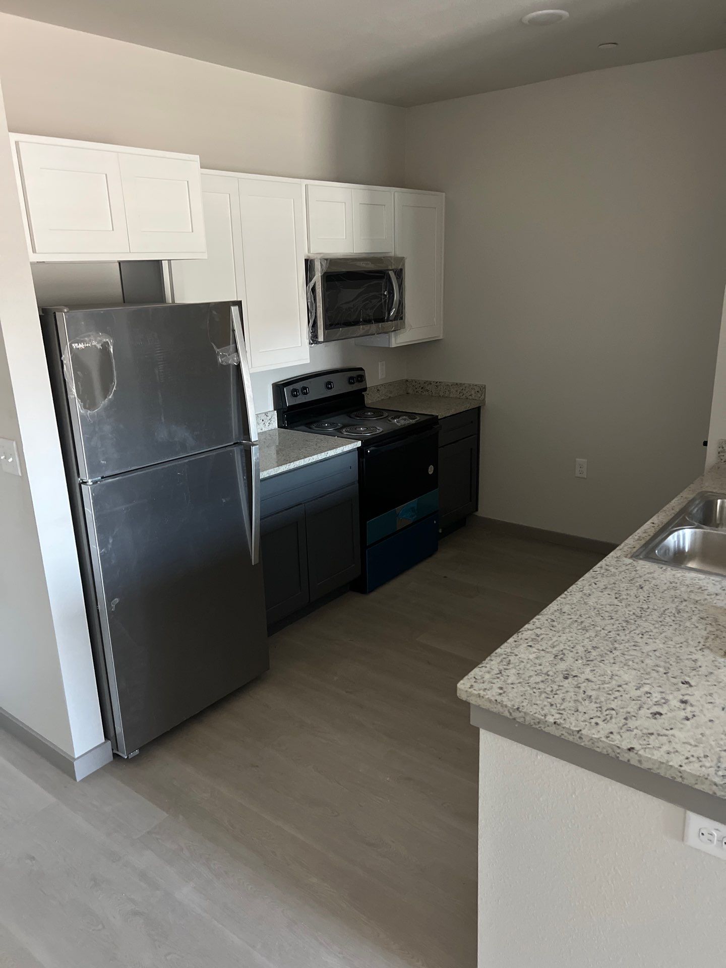 Kitchen remodel by Castro Brothers Solutions